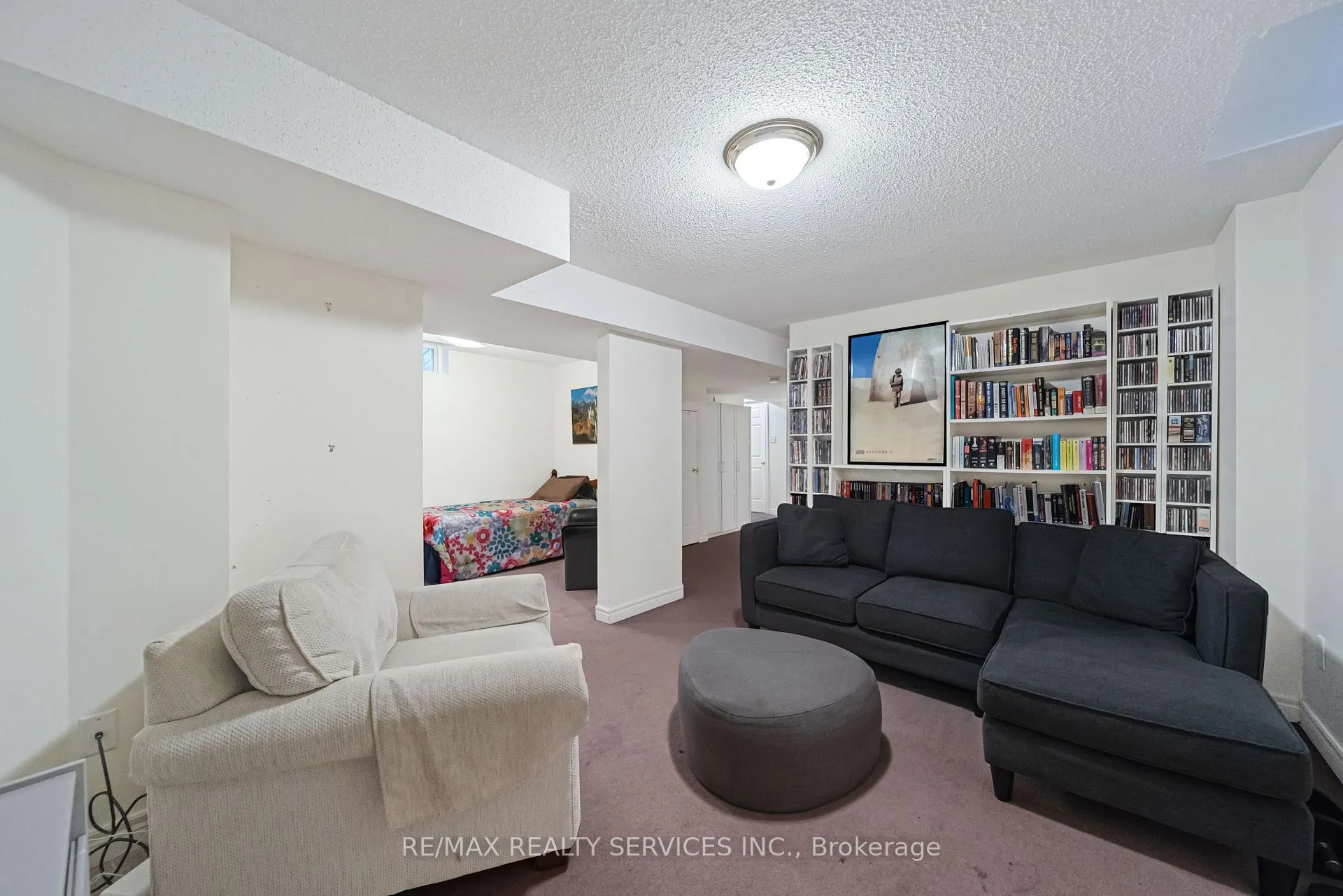 Photo 35 of 23 Earl Grey Crescent, Brampton, Fletcher's Meadow — HOMEH