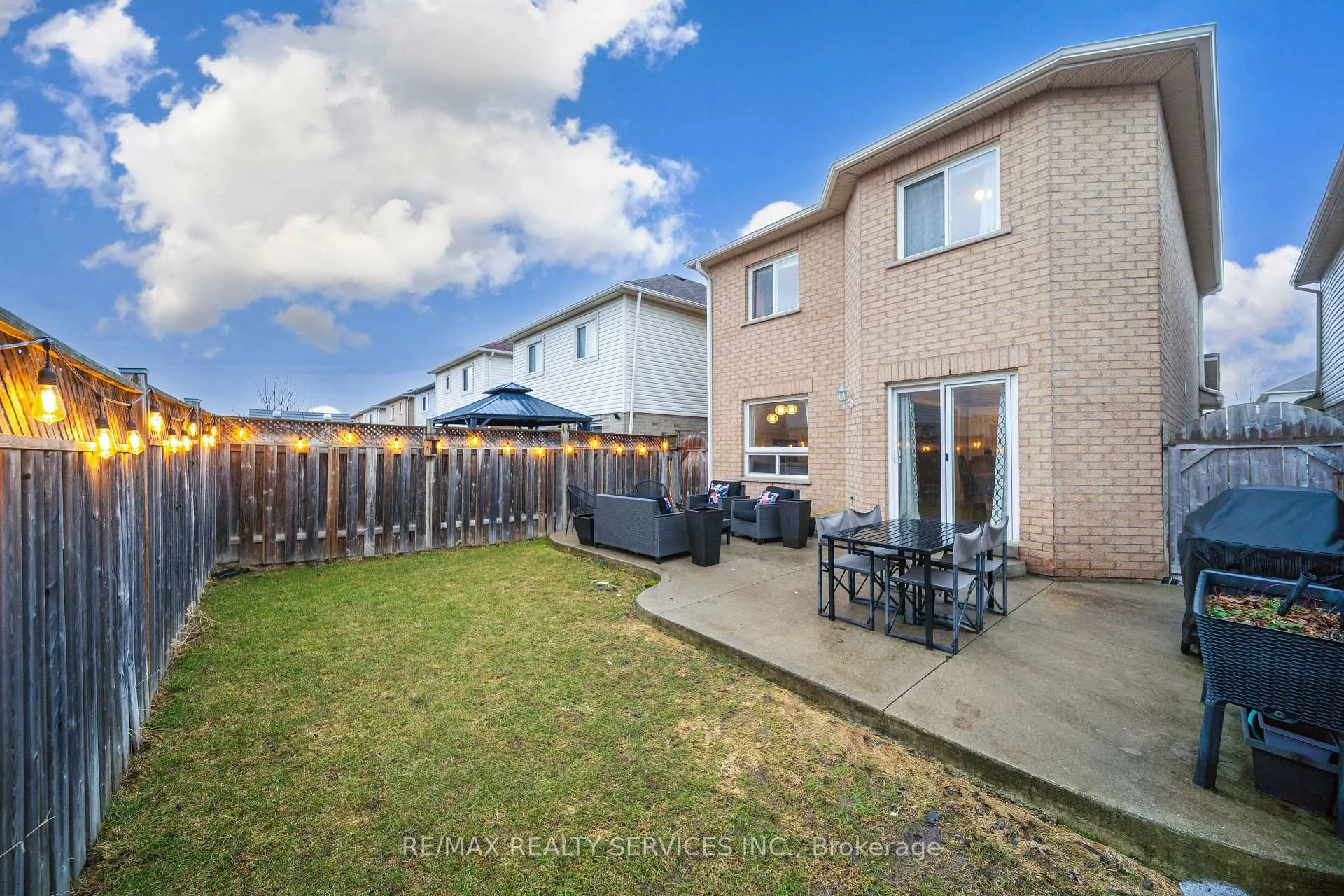 Photo 41 of 23 Earl Grey Crescent, Brampton, Fletcher's Meadow — HOMEH