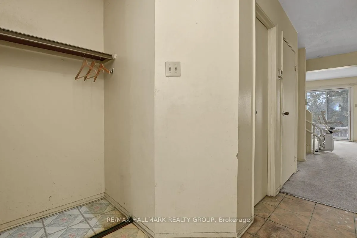 Photo 4 of Unit 82, 2770 Pimlico Crescent, Ottawa, Emerald Woods/Sawmill Creek — HOMEH