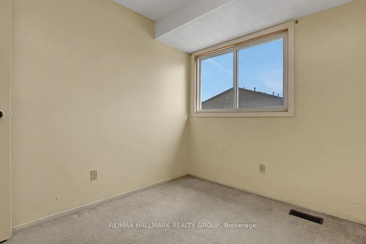 Photo 24 of Unit 82, 2770 Pimlico Crescent, Ottawa, Emerald Woods/Sawmill Creek — HOMEH