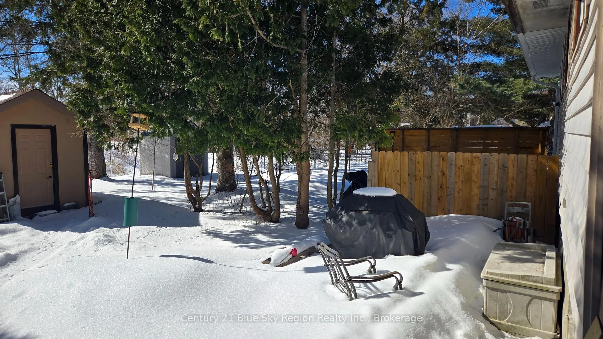 Photo 5 of 43 Charlton Crescent, North Bay, Ferris — HOMEH