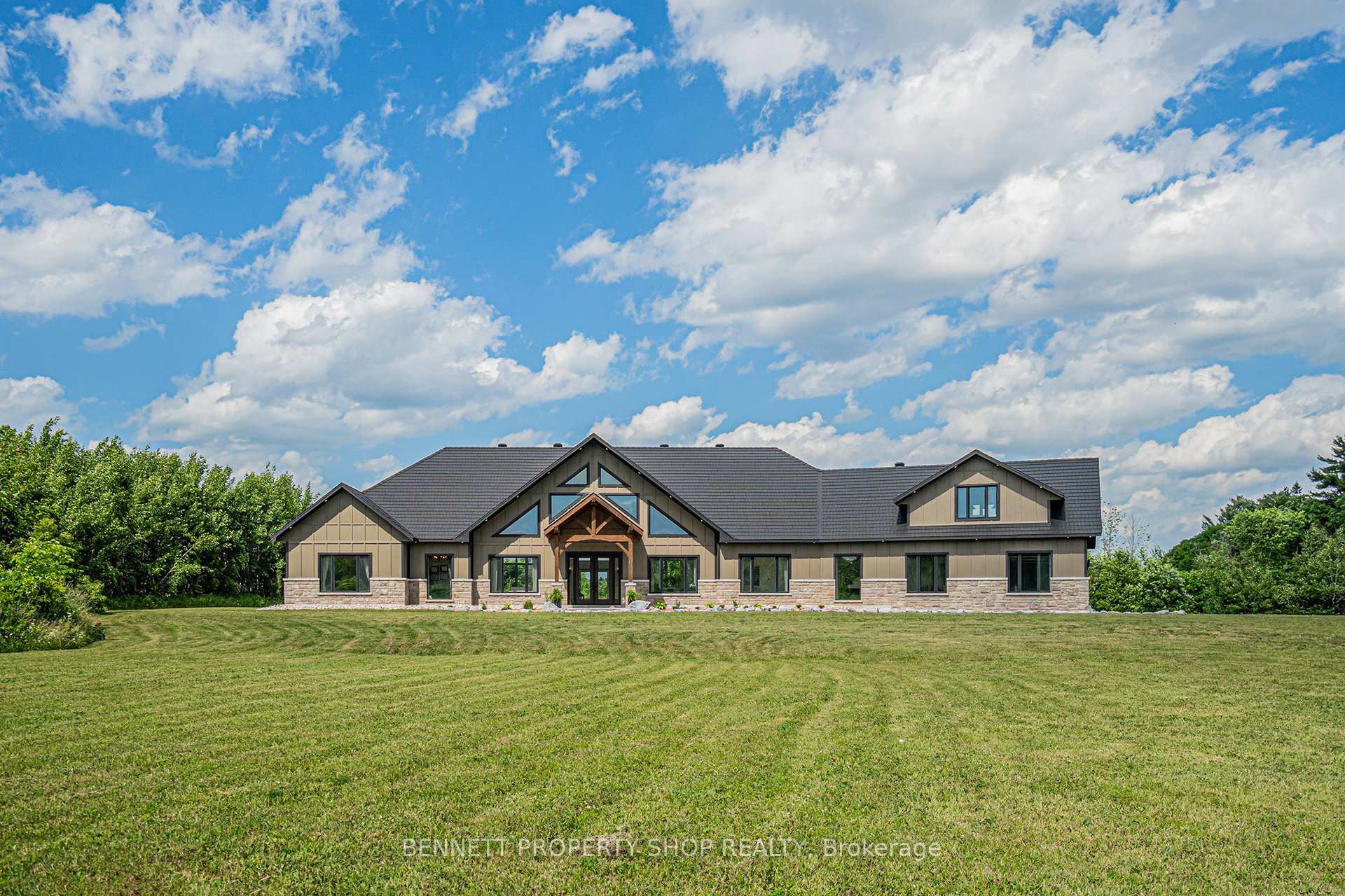 Photo 1 of 795 Mill Ridge Road, McNab/Braeside, Mcnab/Braeside Twps — HOMEH
