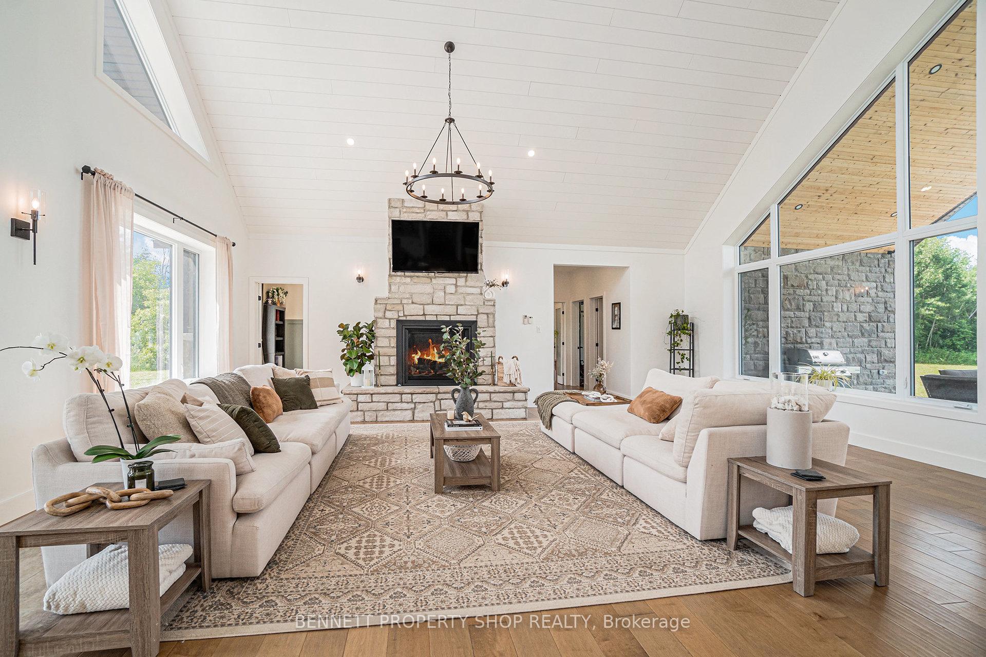 Photo 4 of 795 Mill Ridge Road, McNab/Braeside, Mcnab/Braeside Twps — HOMEH