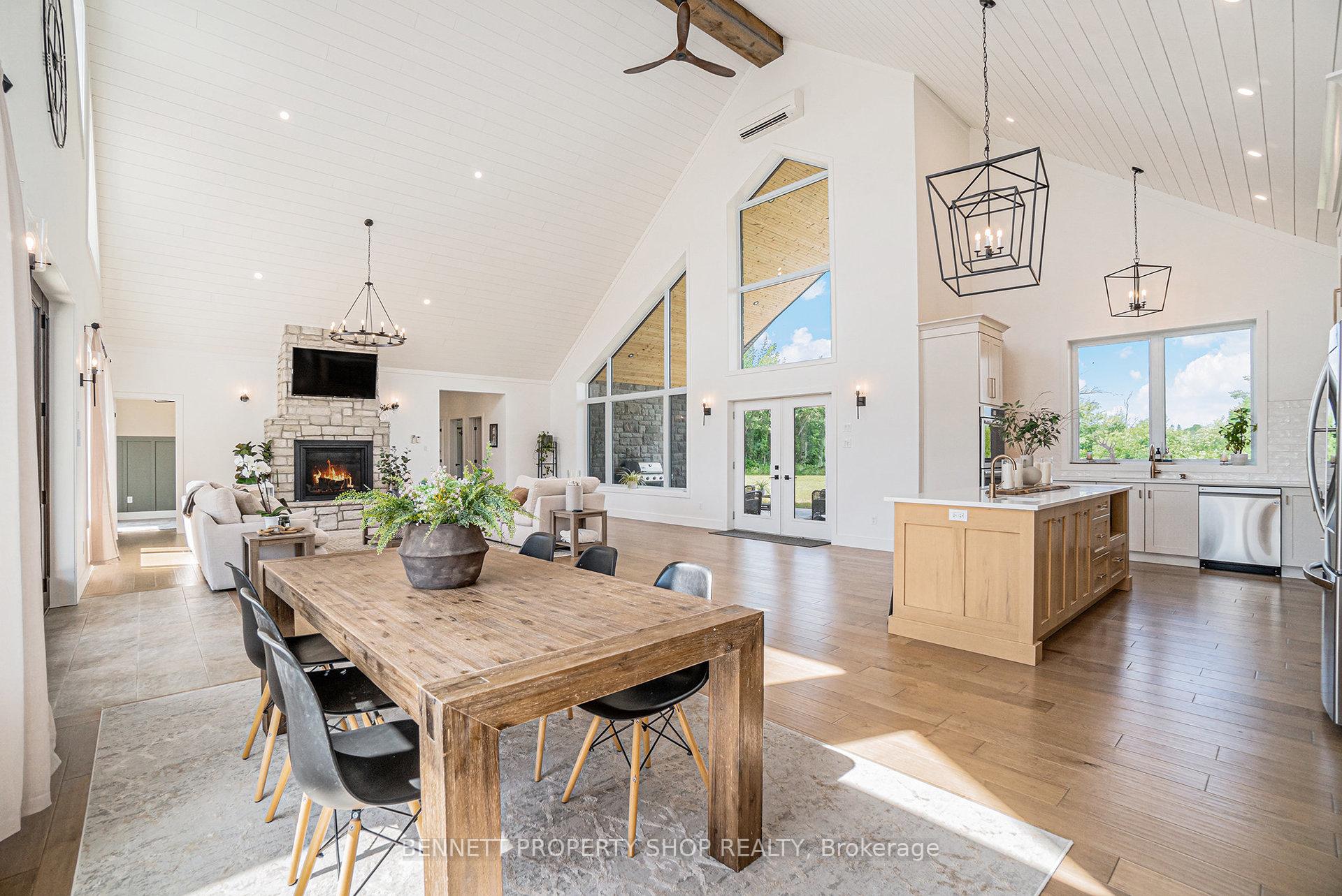 Photo 5 of 795 Mill Ridge Road, McNab/Braeside, Mcnab/Braeside Twps — HOMEH
