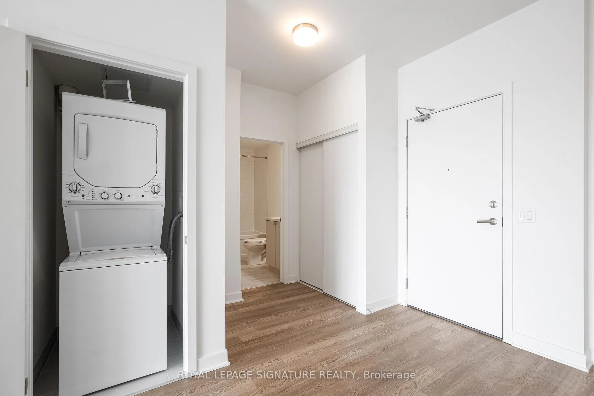 Photo 4 of Unit 601, 51 Clarington Boulevard, Clarington, Bowmanville — HOMEH