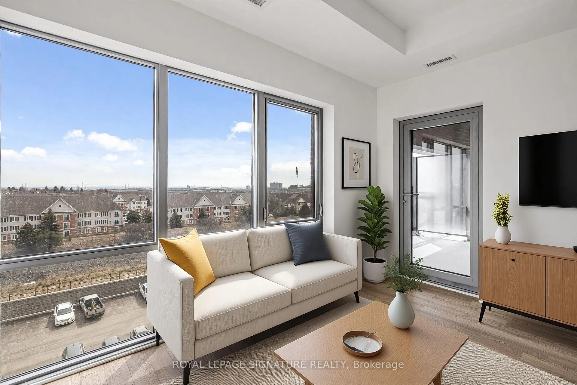 Photo 12 of Unit 601, 51 Clarington Boulevard, Clarington, Bowmanville — HOMEH