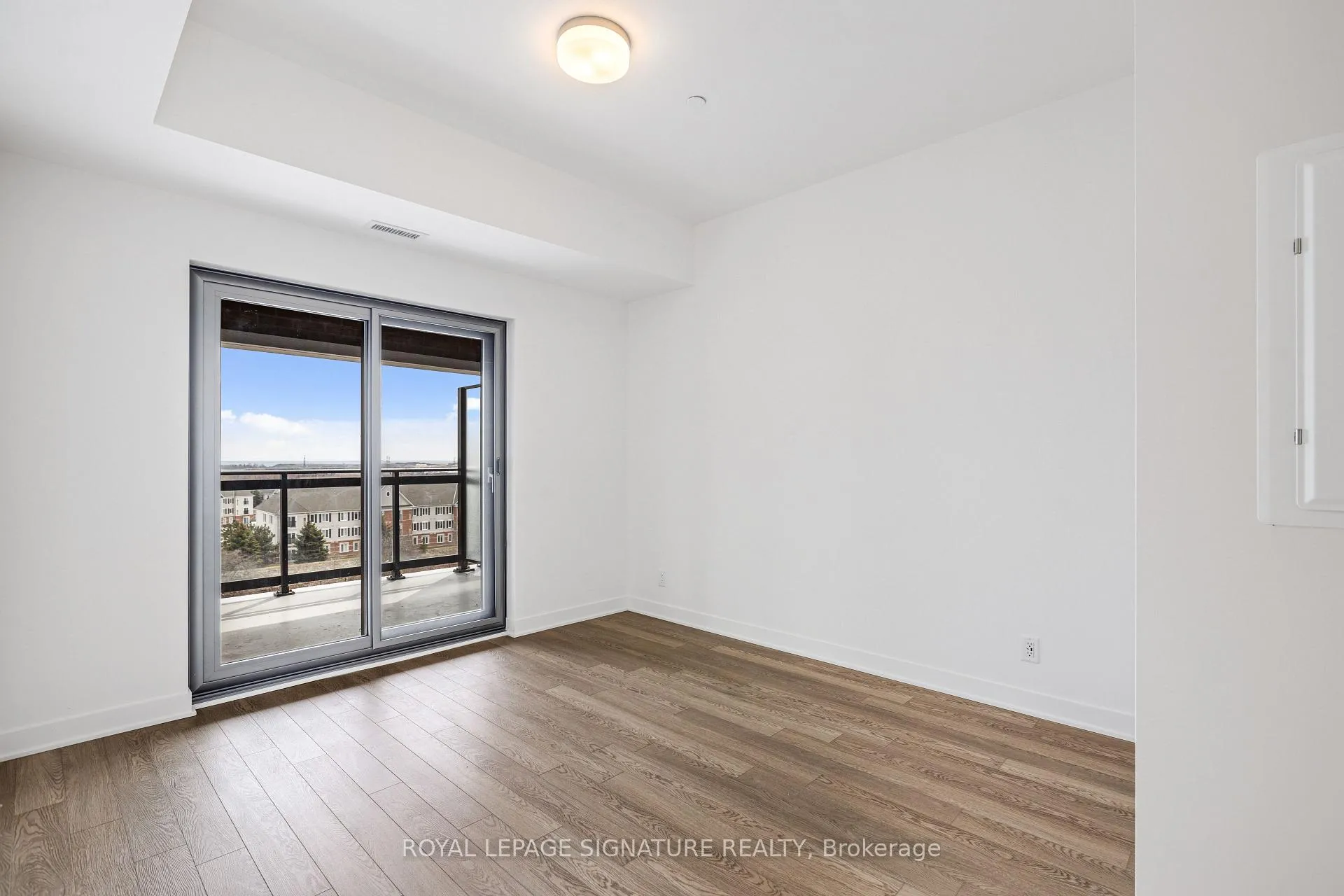 Photo 17 of Unit 601, 51 Clarington Boulevard, Clarington, Bowmanville — HOMEH