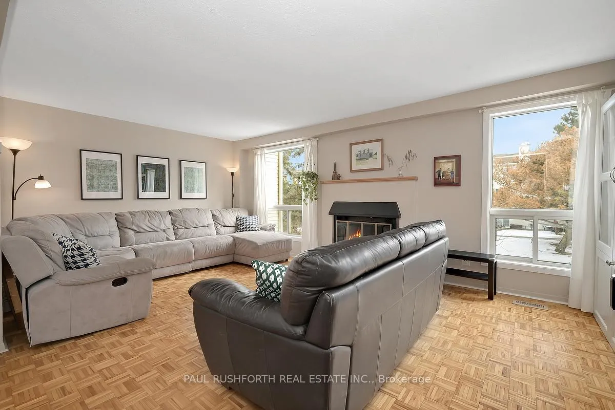 Photo 6 of 3G Crestlea Crescent, Ottawa, Tanglewood — HOMEH