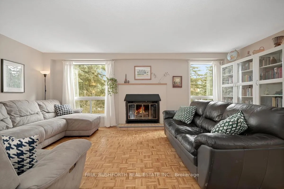 Photo 8 of 3G Crestlea Crescent, Ottawa, Tanglewood — HOMEH