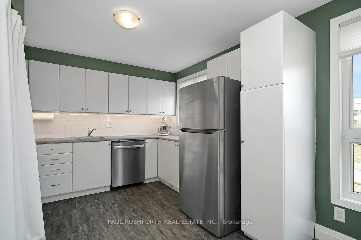 Photo 15 of 3G Crestlea Crescent, Ottawa, Tanglewood — HOMEH