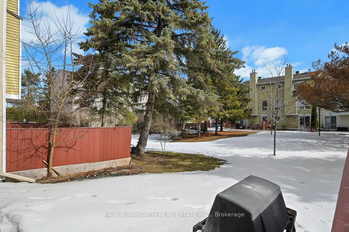 Photo 35 of 3G Crestlea Crescent, Ottawa, Tanglewood — HOMEH