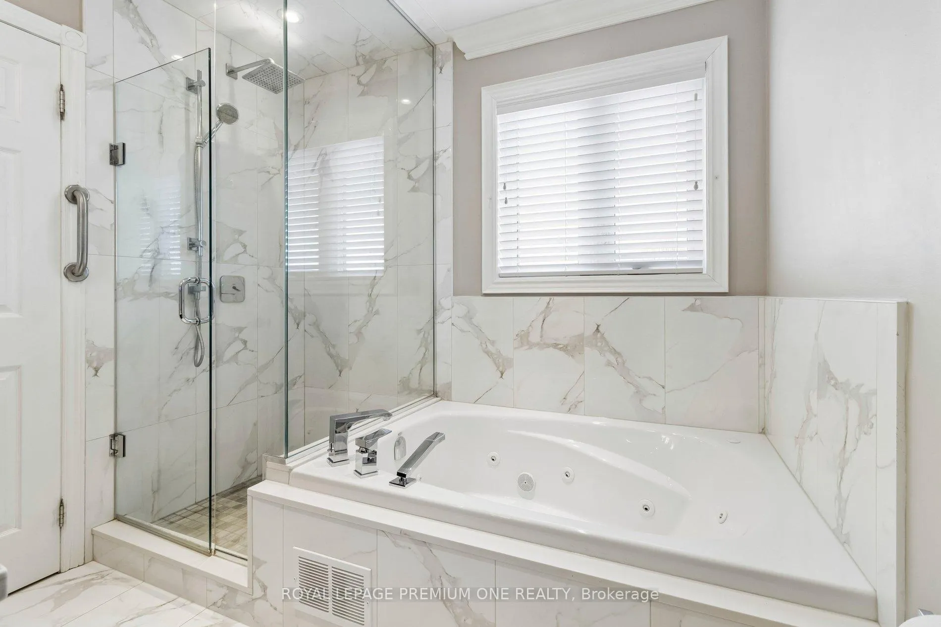 Photo 23 of 26 Sequoia Road, Vaughan, Sonoma Heights — HOMEH