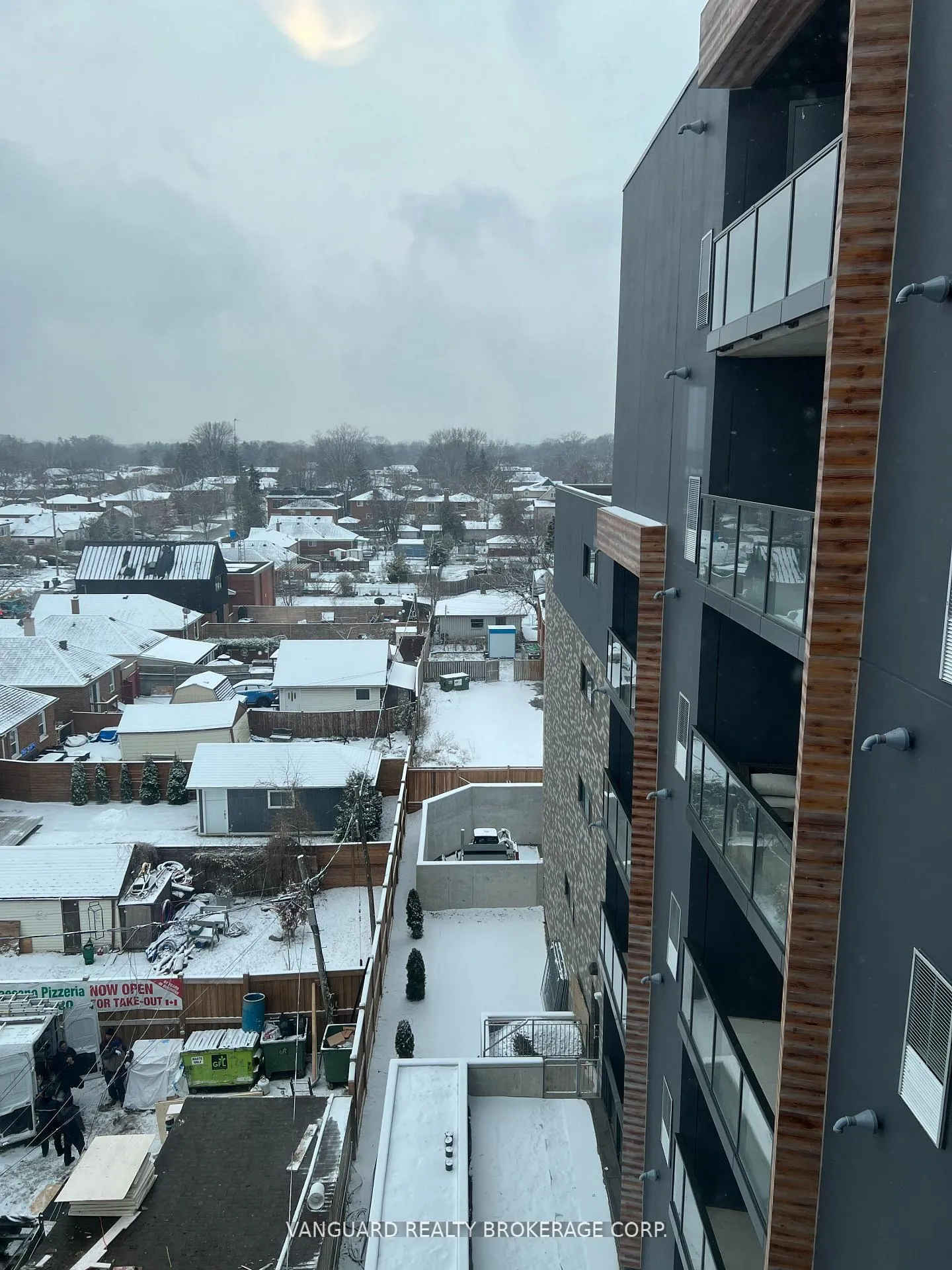 Photo 14 of Unit 509, 408 Browns Line, Etobicoke, Alderwood — HOMEH