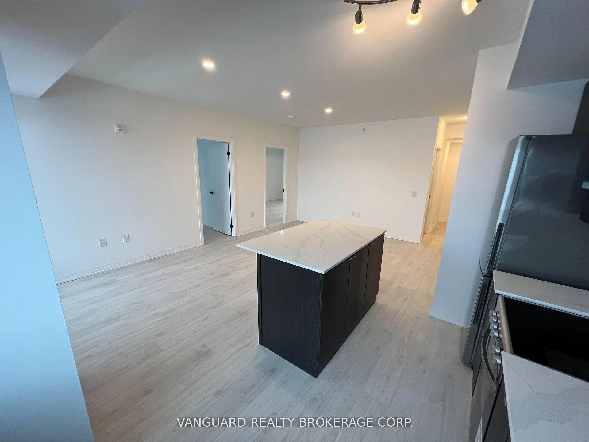 Photo 19 of Unit 509, 408 Browns Line, Etobicoke, Alderwood — HOMEH
