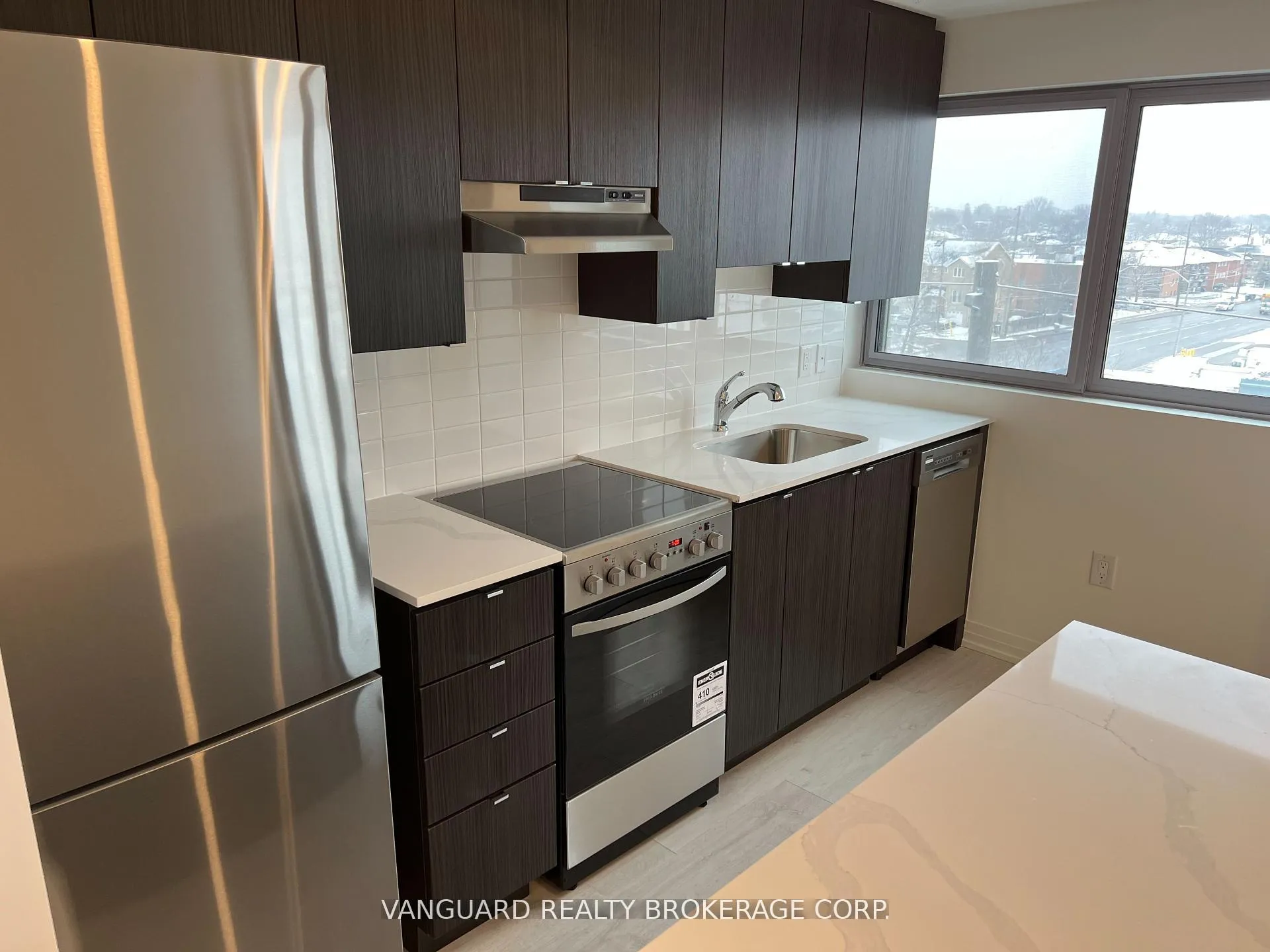 Photo 20 of Unit 509, 408 Browns Line, Etobicoke, Alderwood — HOMEH