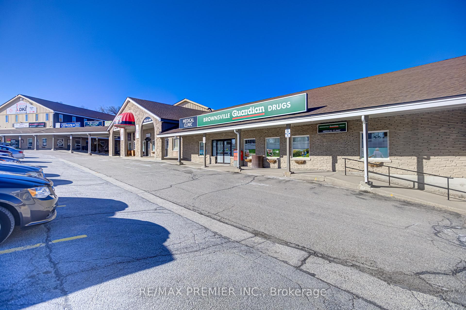 Photo 35 of 50 Dillane Drive, King, Schomberg — HOMEH
