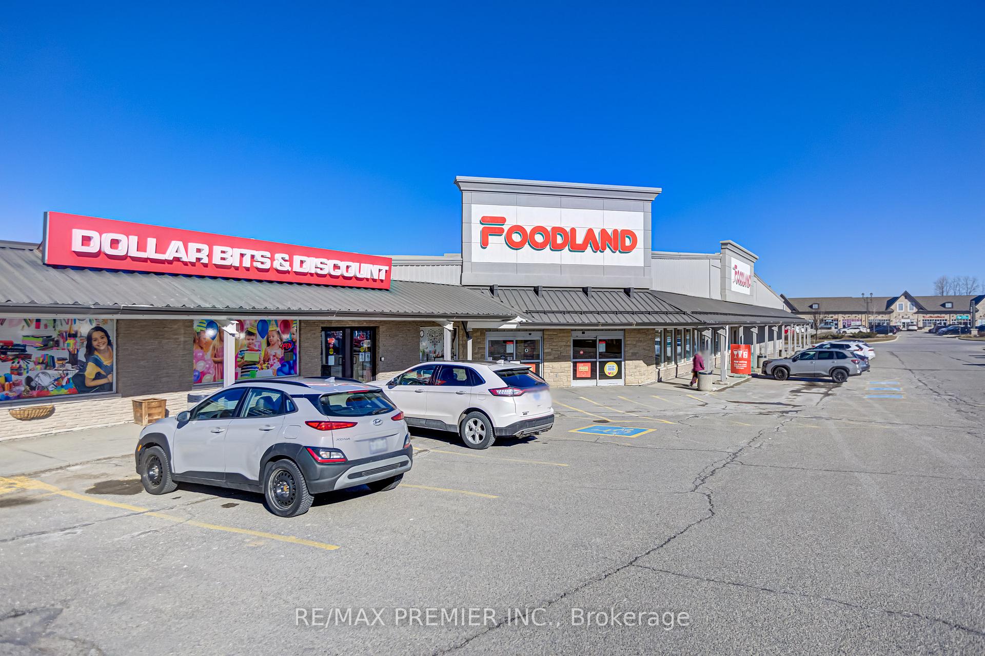 Photo 36 of 50 Dillane Drive, King, Schomberg — HOMEH