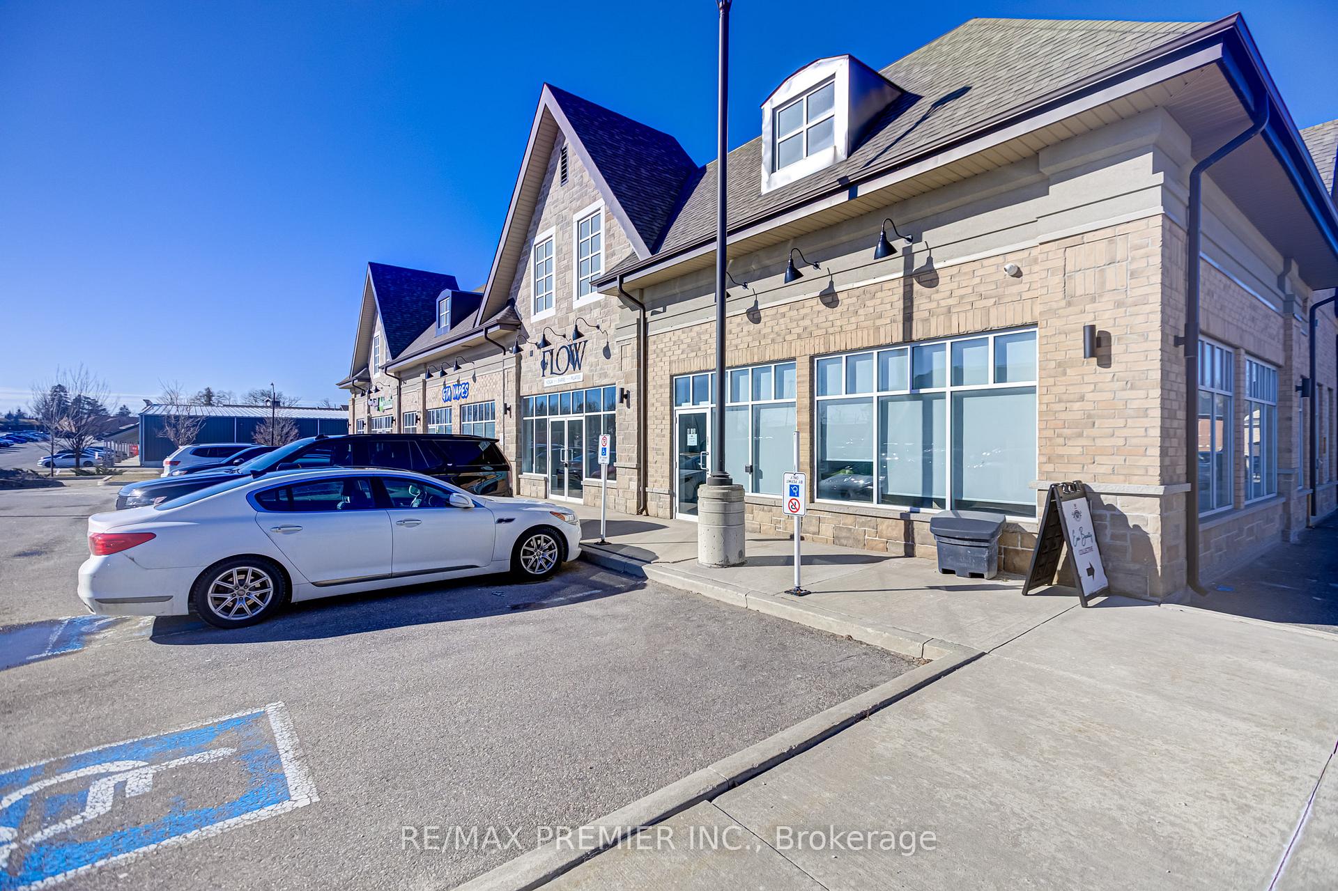 Photo 38 of 50 Dillane Drive, King, Schomberg — HOMEH