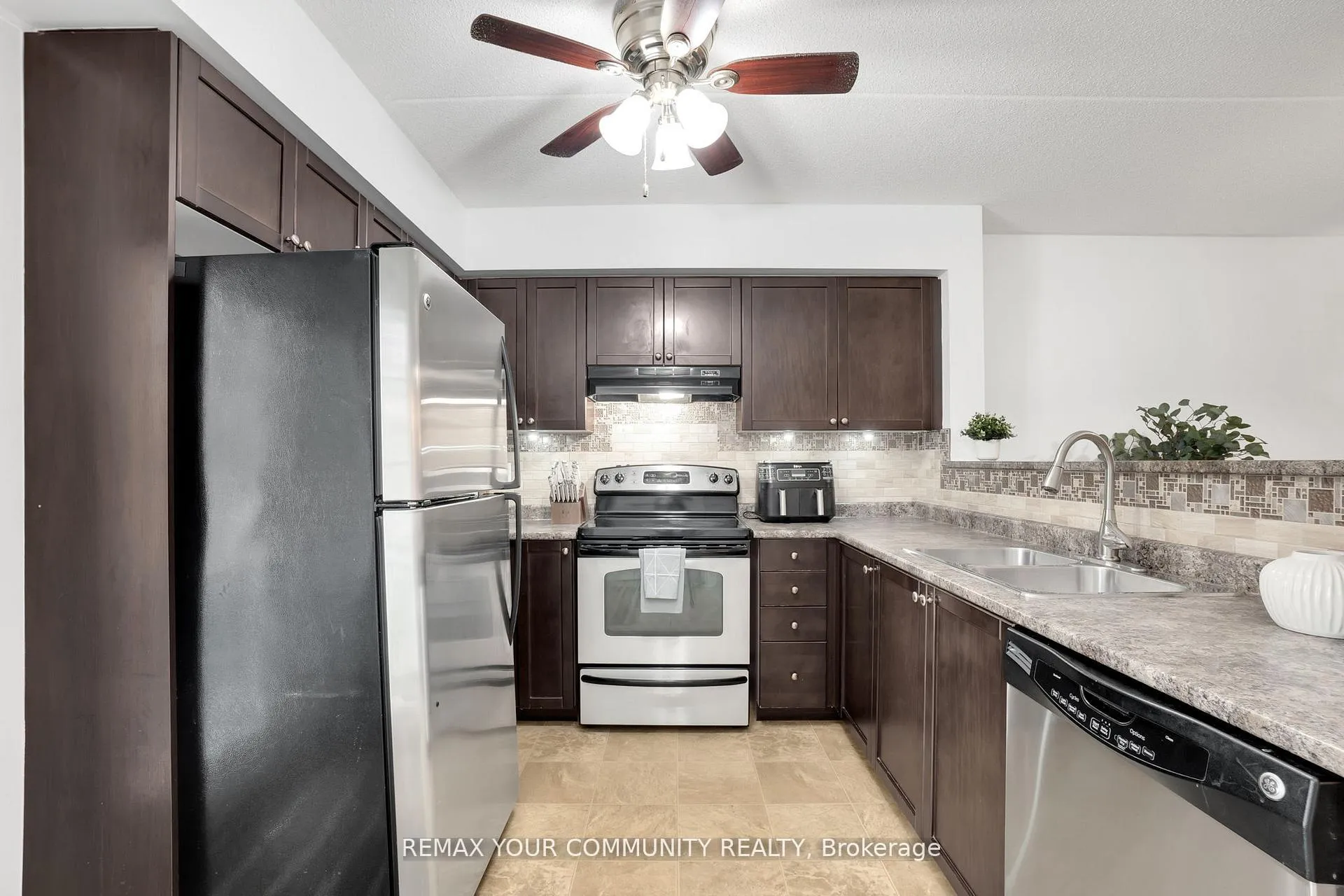 Photo 8 of Unit 101, 1360 Main Street, Milton, Dempsey — HOMEH