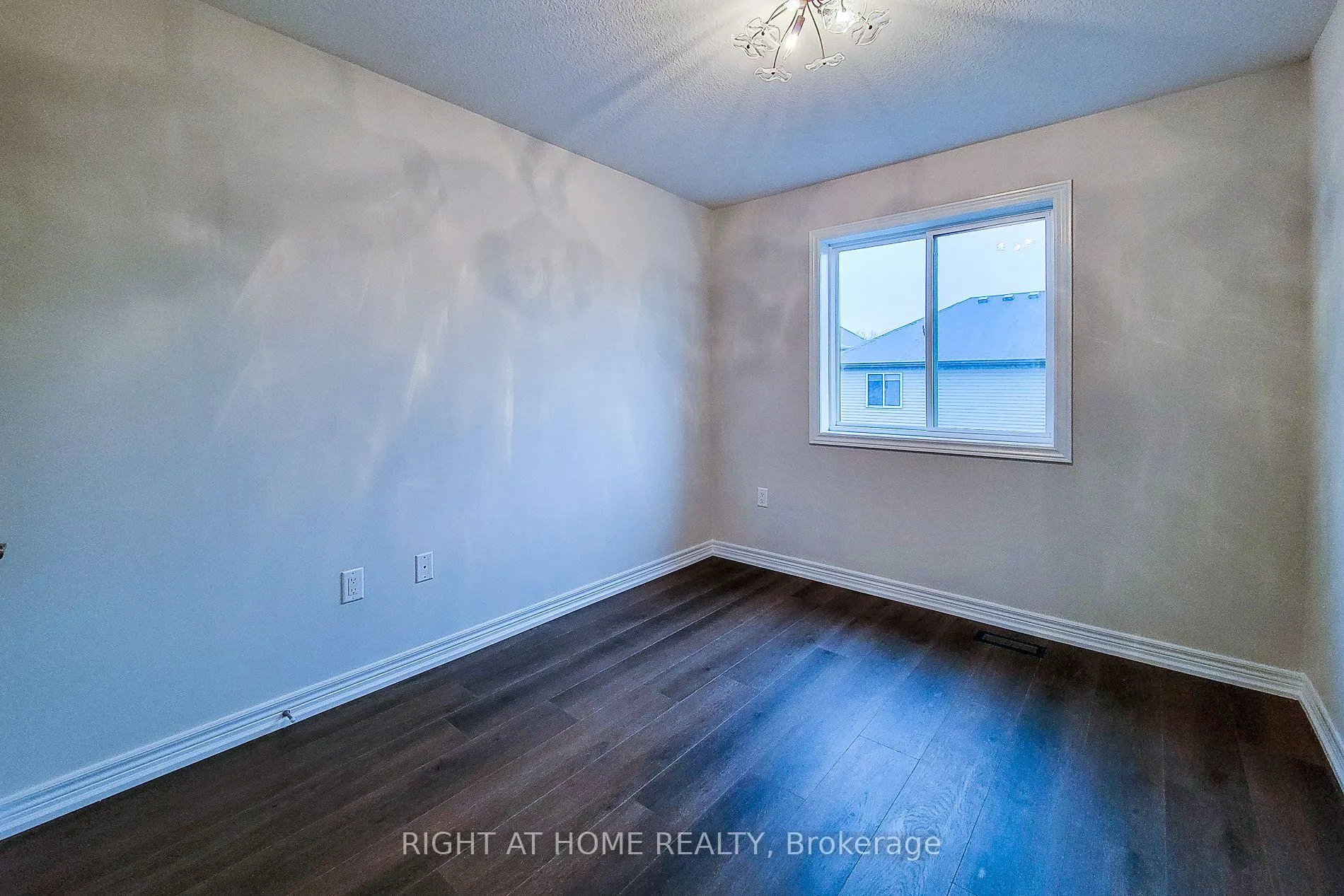 Photo 34 of 27 Hitching Post Ridge, Hamilton, Binbrook — HOMEH