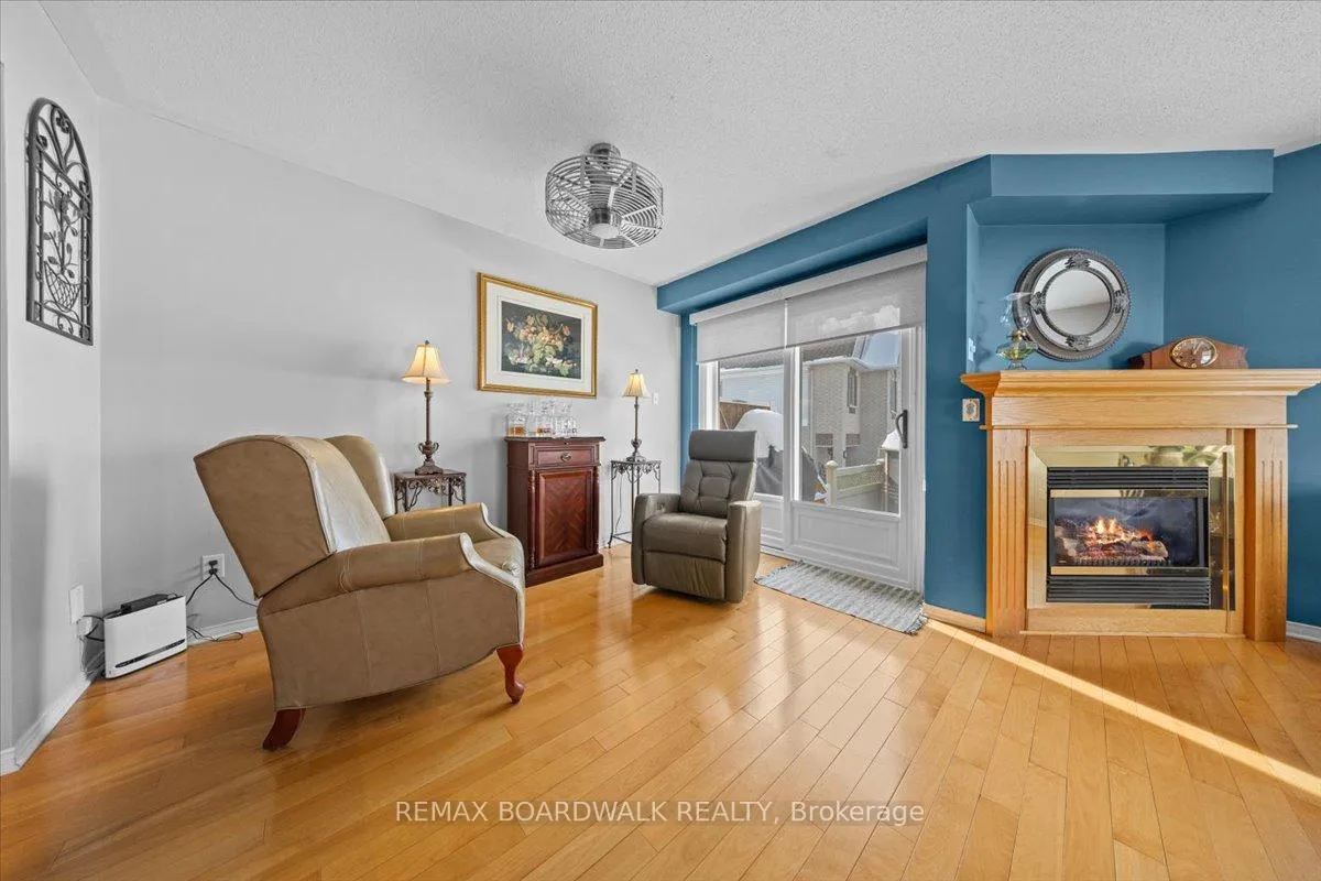 Photo 15 of 6355 Sablewood Place, Ottawa, Chapel Hill — HOMEH
