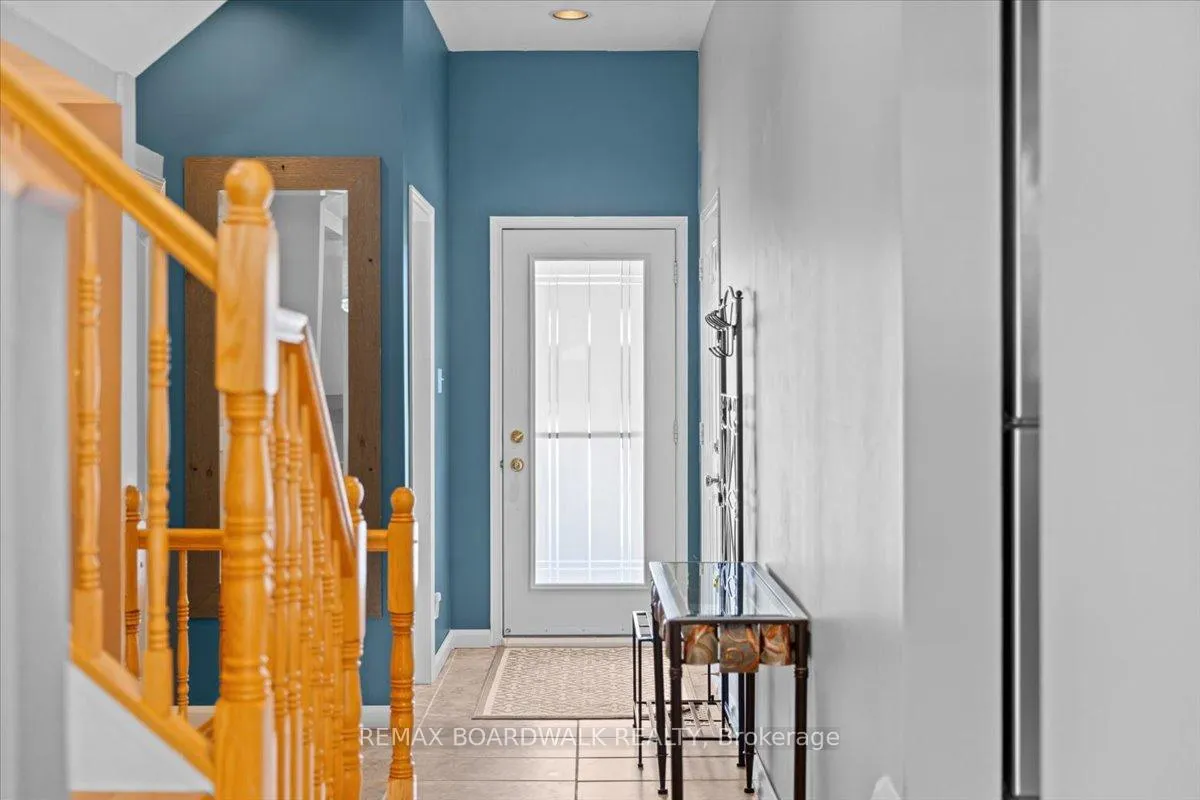 Photo 16 of 6355 Sablewood Place, Ottawa, Chapel Hill — HOMEH