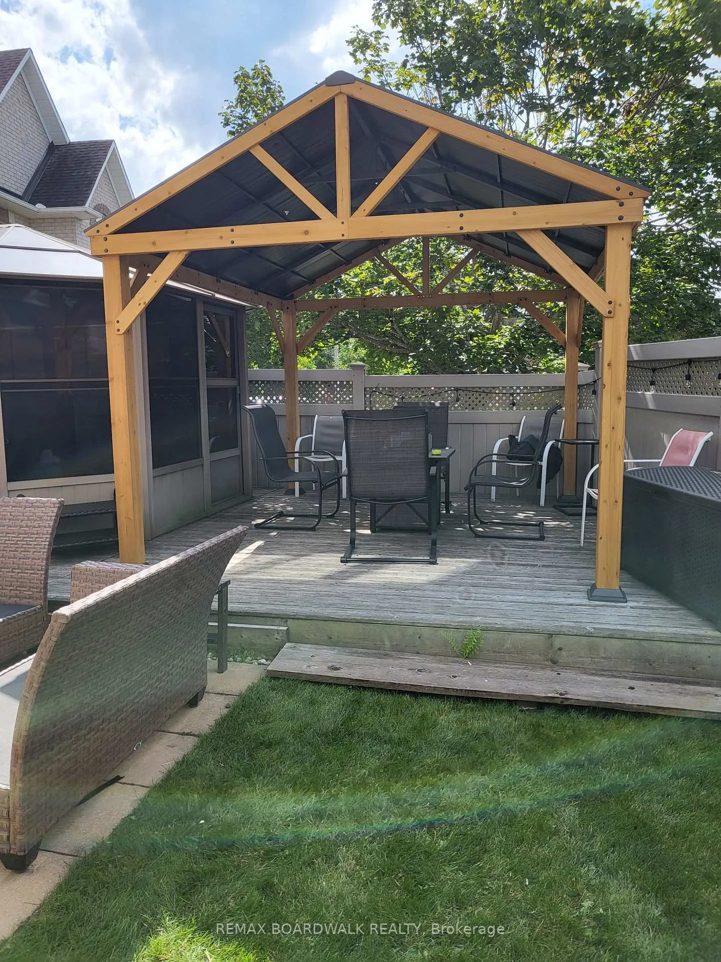 Photo 41 of 6355 Sablewood Place, Ottawa, Chapel Hill — HOMEH