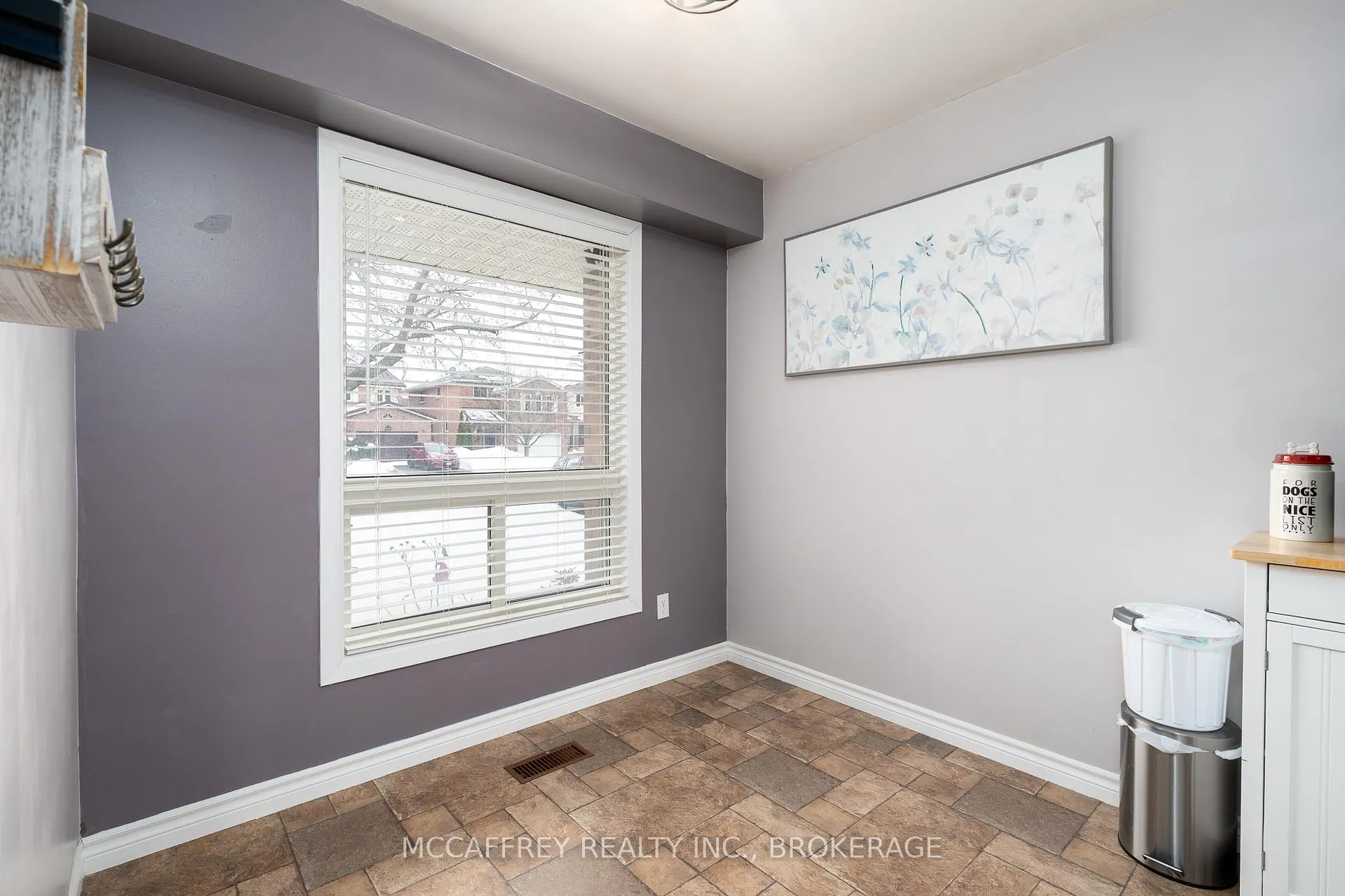 Photo 5 of 932 Heaton Road, Kingston, North of Taylor-Kidd Blvd — HOMEH