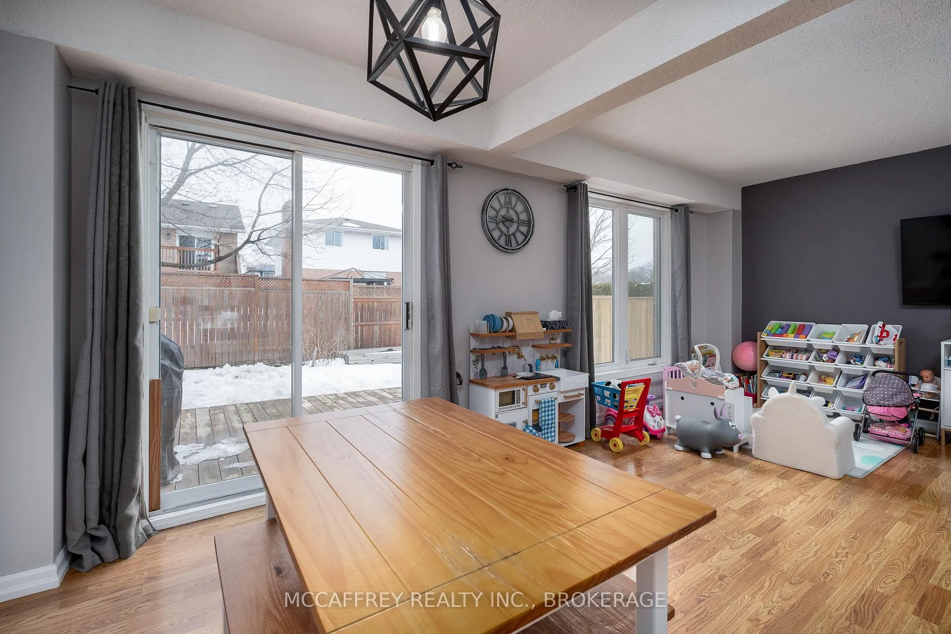 Photo 8 of 932 Heaton Road, Kingston, North of Taylor-Kidd Blvd — HOMEH