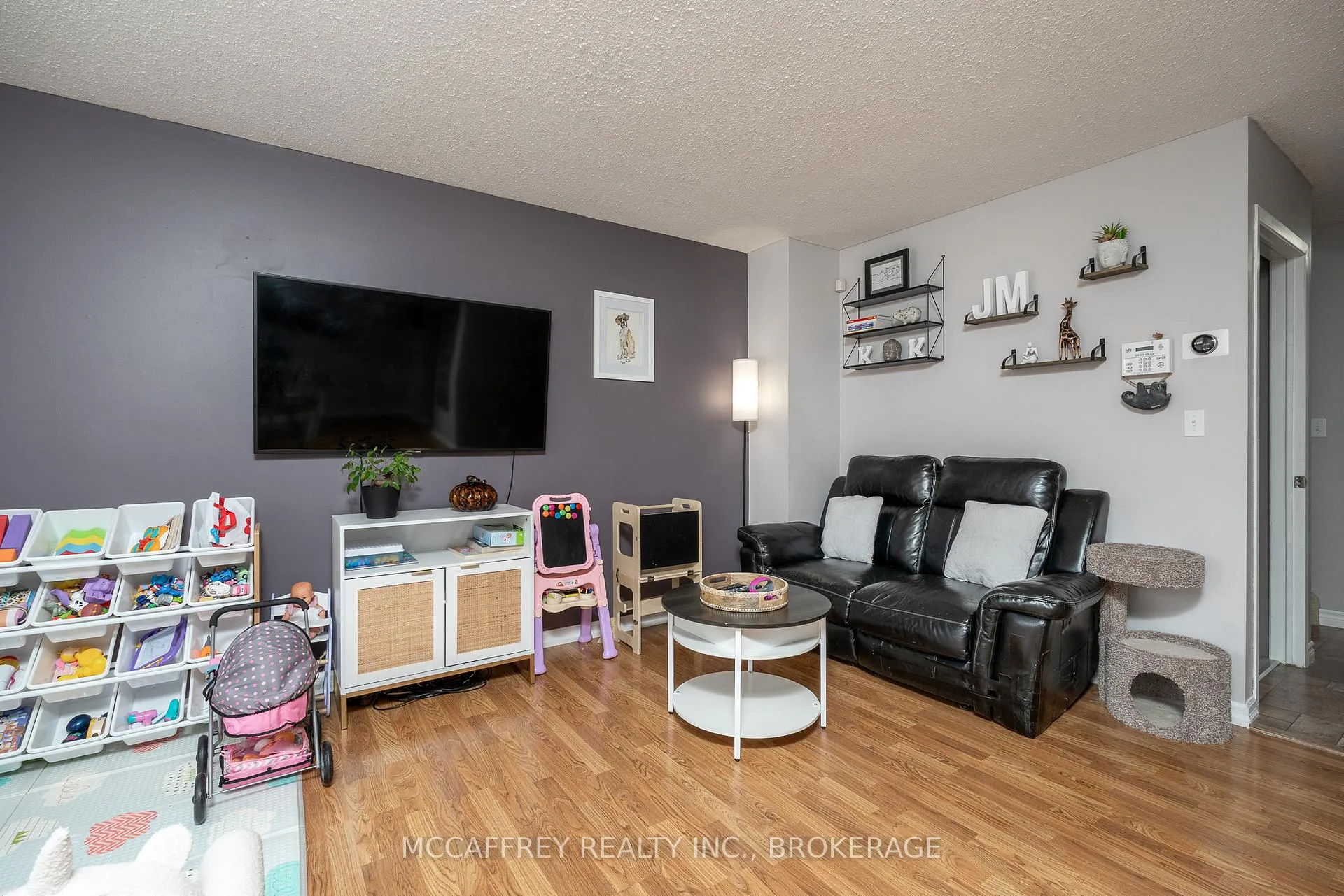 Photo 10 of 932 Heaton Road, Kingston, North of Taylor-Kidd Blvd — HOMEH