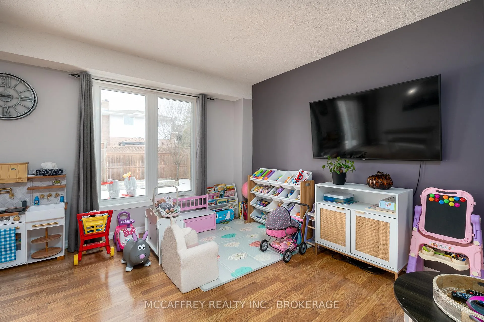 Photo 11 of 932 Heaton Road, Kingston, North of Taylor-Kidd Blvd — HOMEH