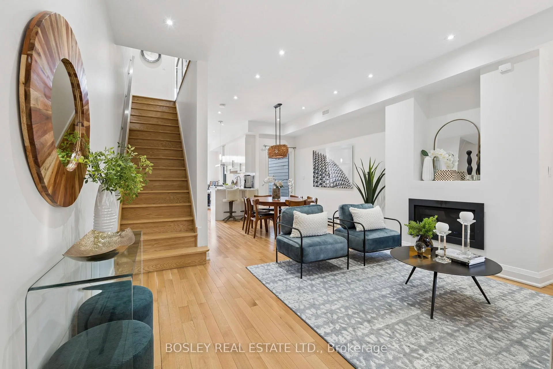 Photo 3 of 43 Chester Avenue, Toronto, Playter Estates-Danforth — HOMEH