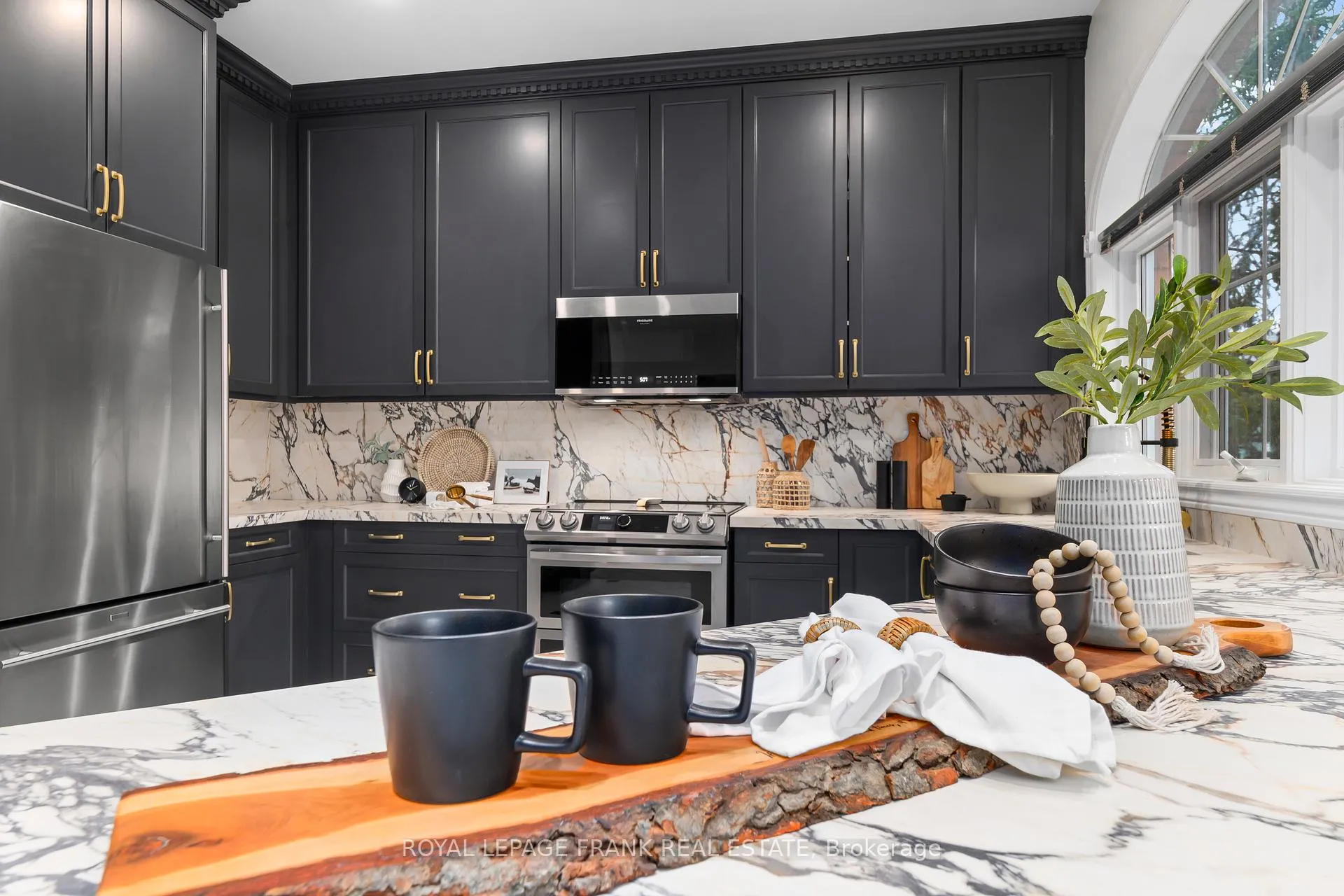 Photo 4 of 443 Delaney Drive, Ajax, Central West — HOMEH