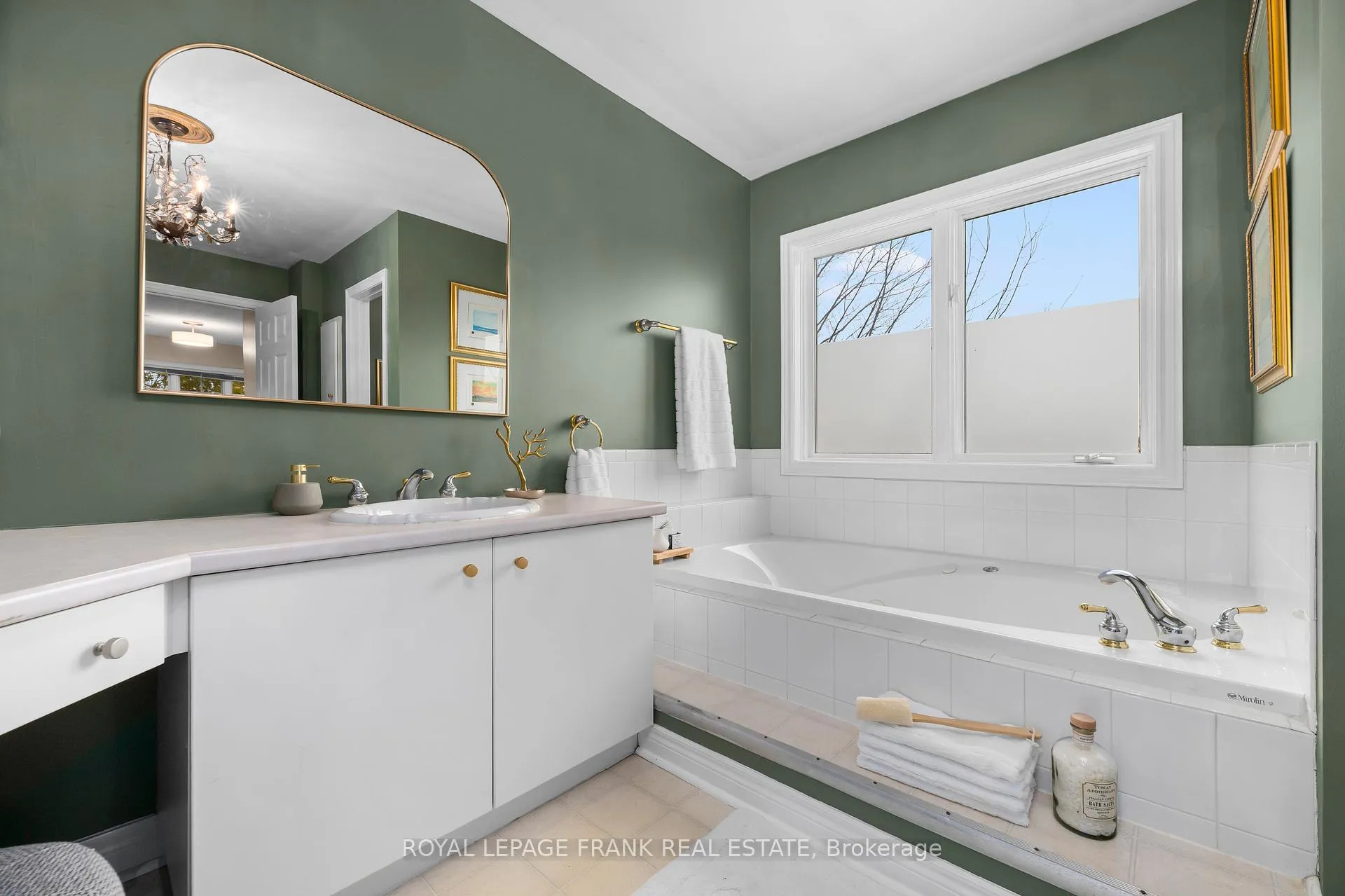 Photo 33 of 443 Delaney Drive, Ajax, Central West — HOMEH