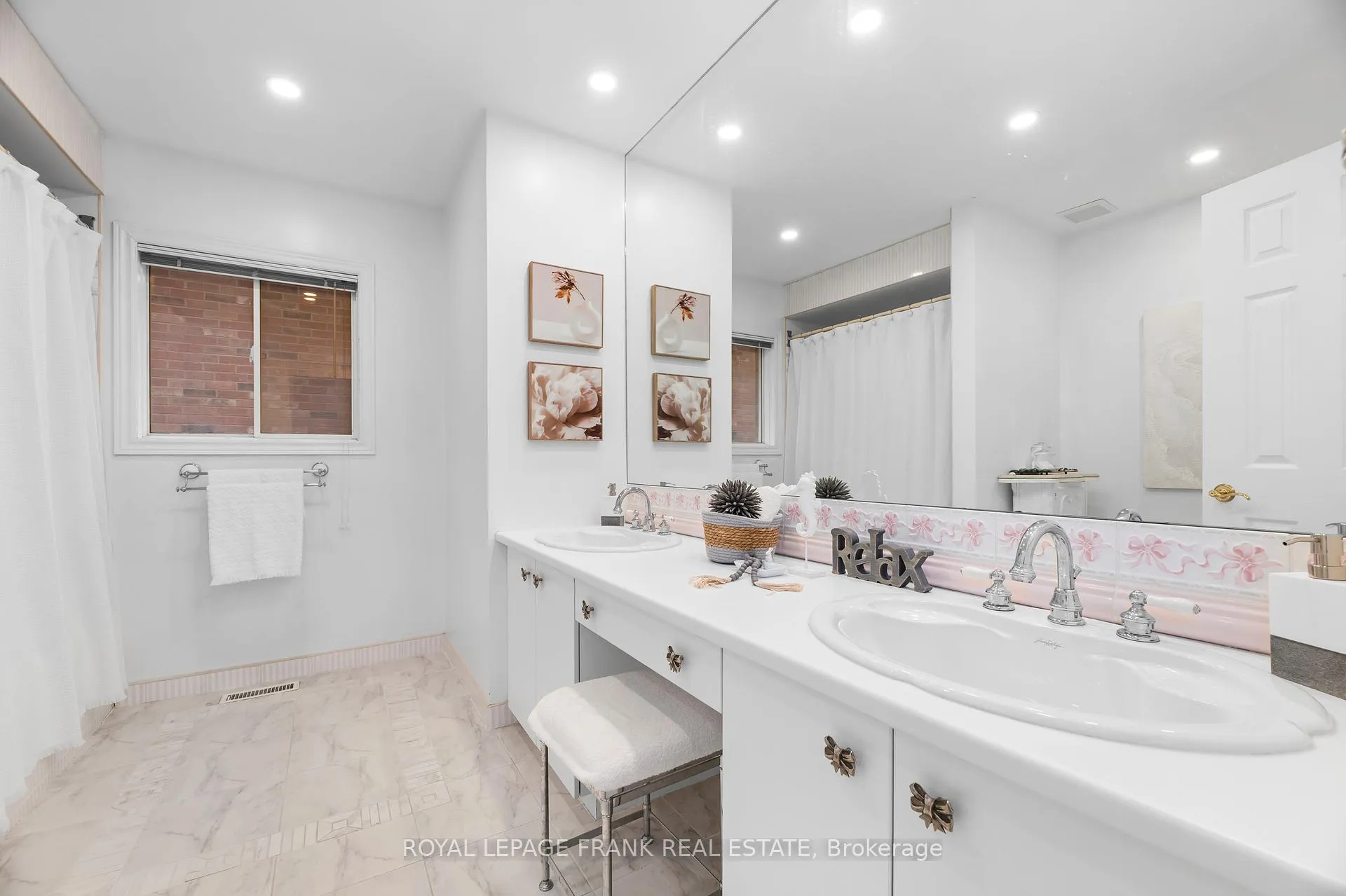 Photo 37 of 443 Delaney Drive, Ajax, Central West — HOMEH
