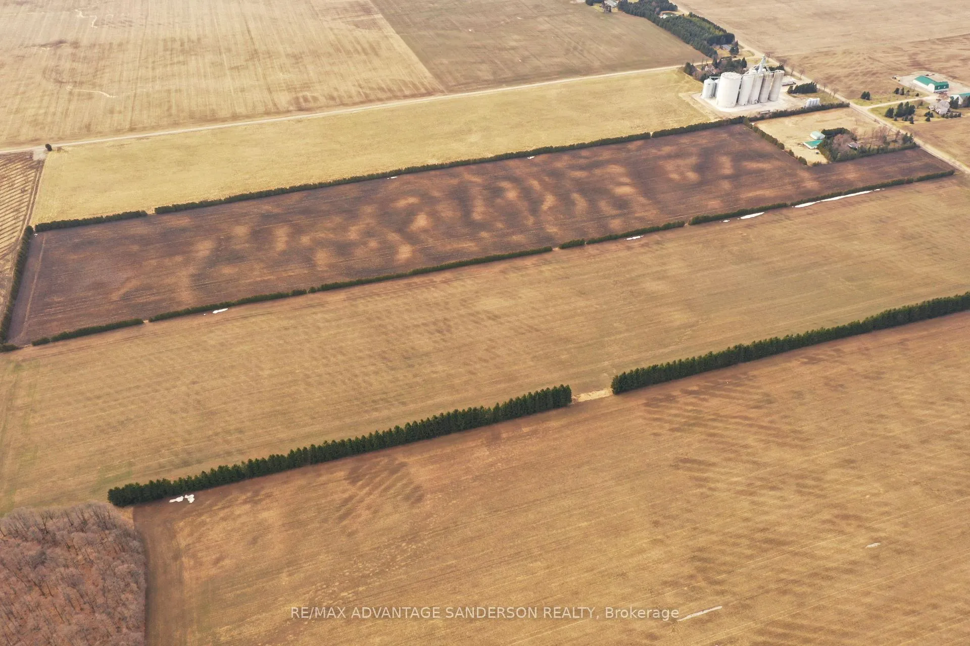 Photo 3 of 34000 Roman Line, Lucan Biddulph, Rural Lucan Biddulph — HOMEH