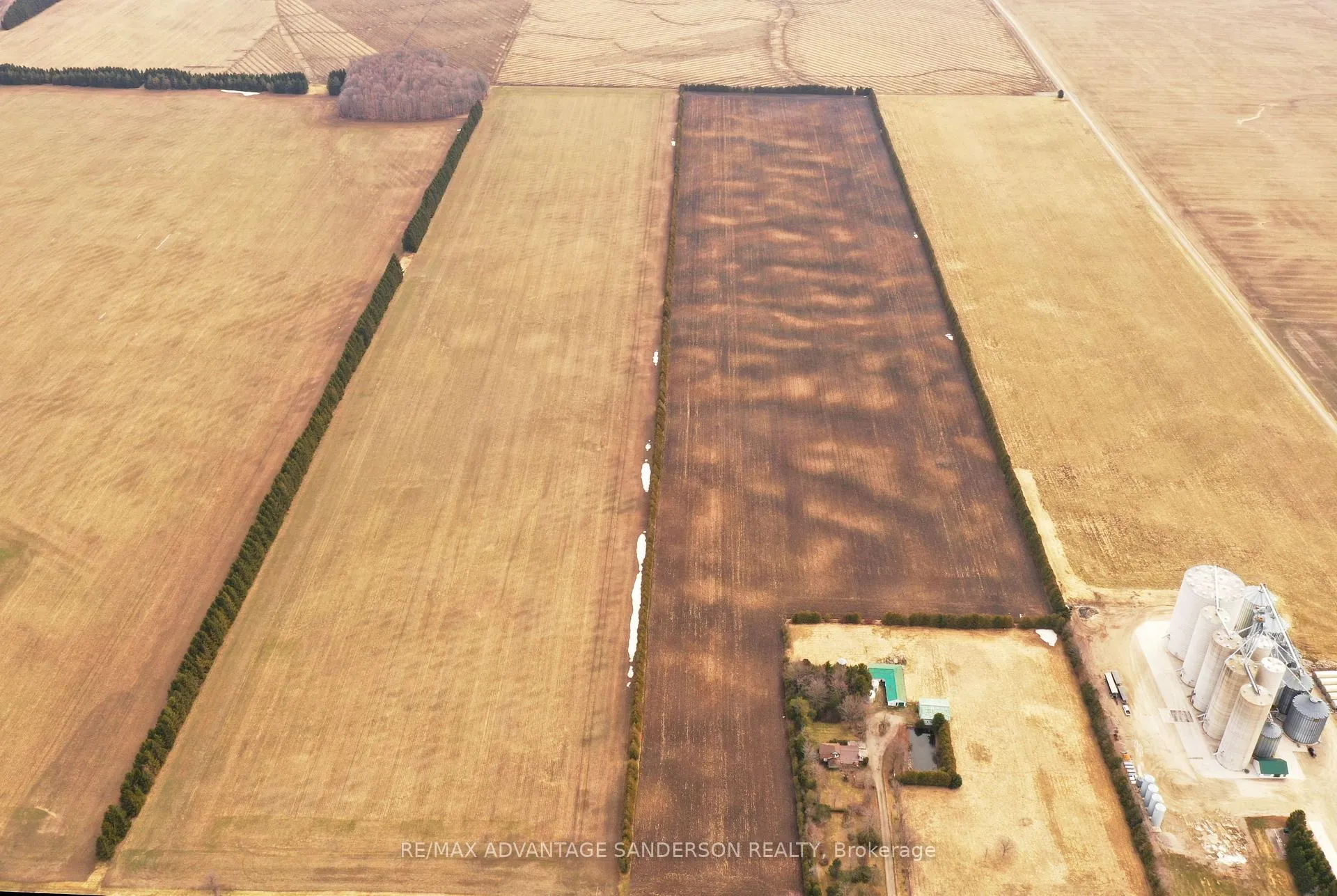Photo 4 of 34000 Roman Line, Lucan Biddulph, Rural Lucan Biddulph — HOMEH