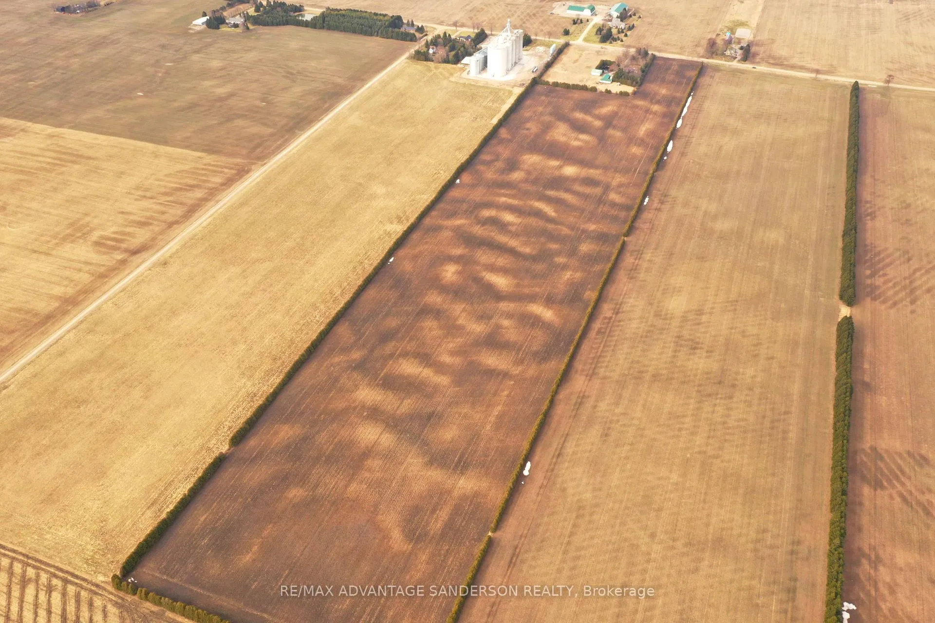 Photo 6 of 34000 Roman Line, Lucan Biddulph, Rural Lucan Biddulph — HOMEH