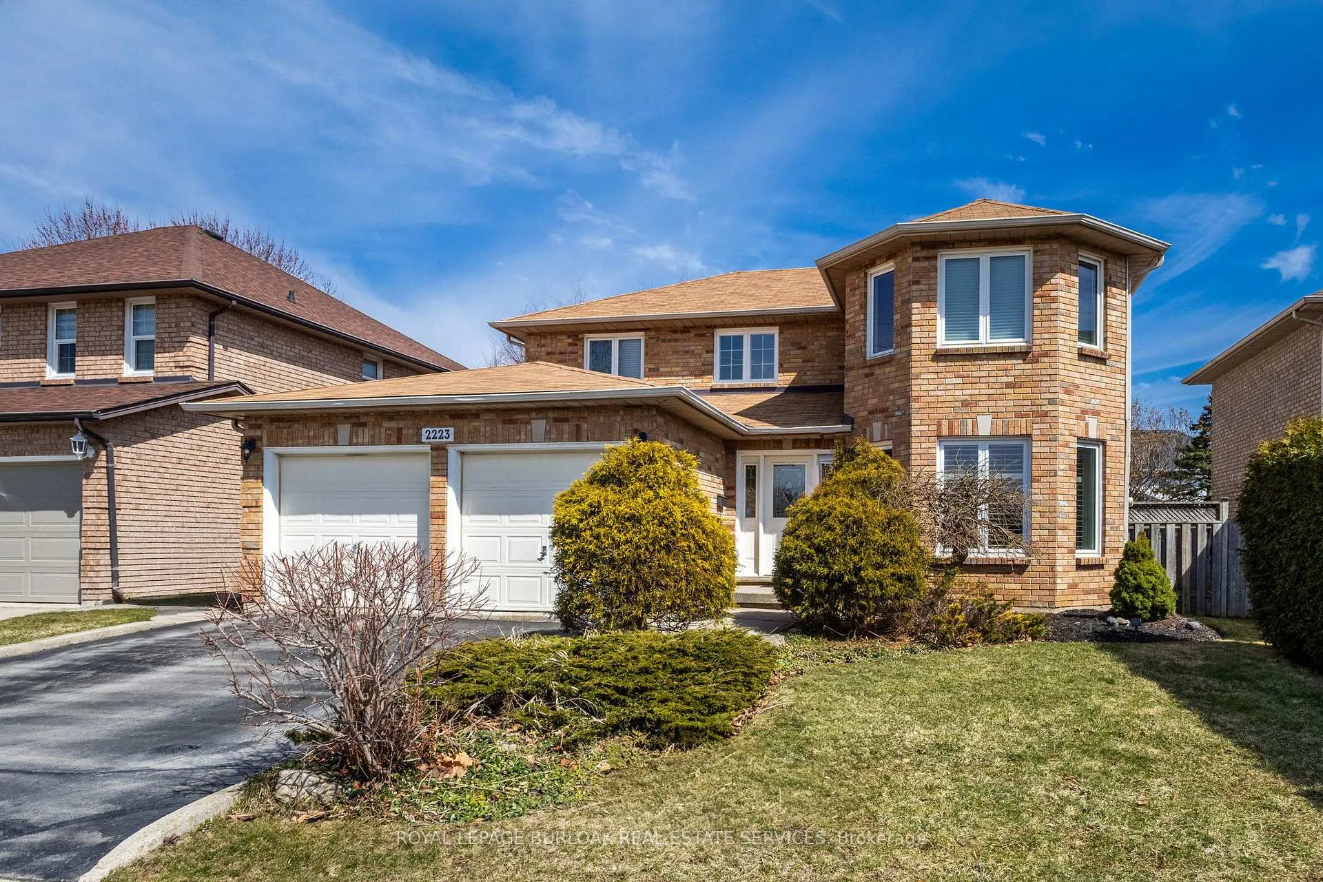 Photo 2 of 2223 Headon Road, Burlington, Headon — HOMEH