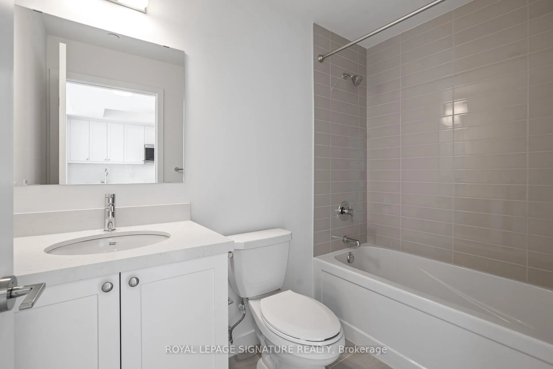 Photo 15 of Unit 703, 51 Clarington Boulevard, Clarington, Bowmanville — HOMEH