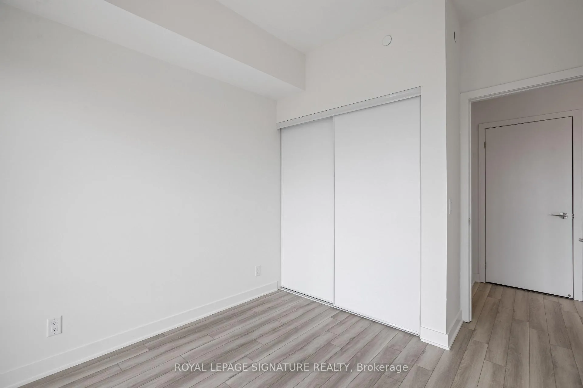 Photo 18 of Unit 703, 51 Clarington Boulevard, Clarington, Bowmanville — HOMEH