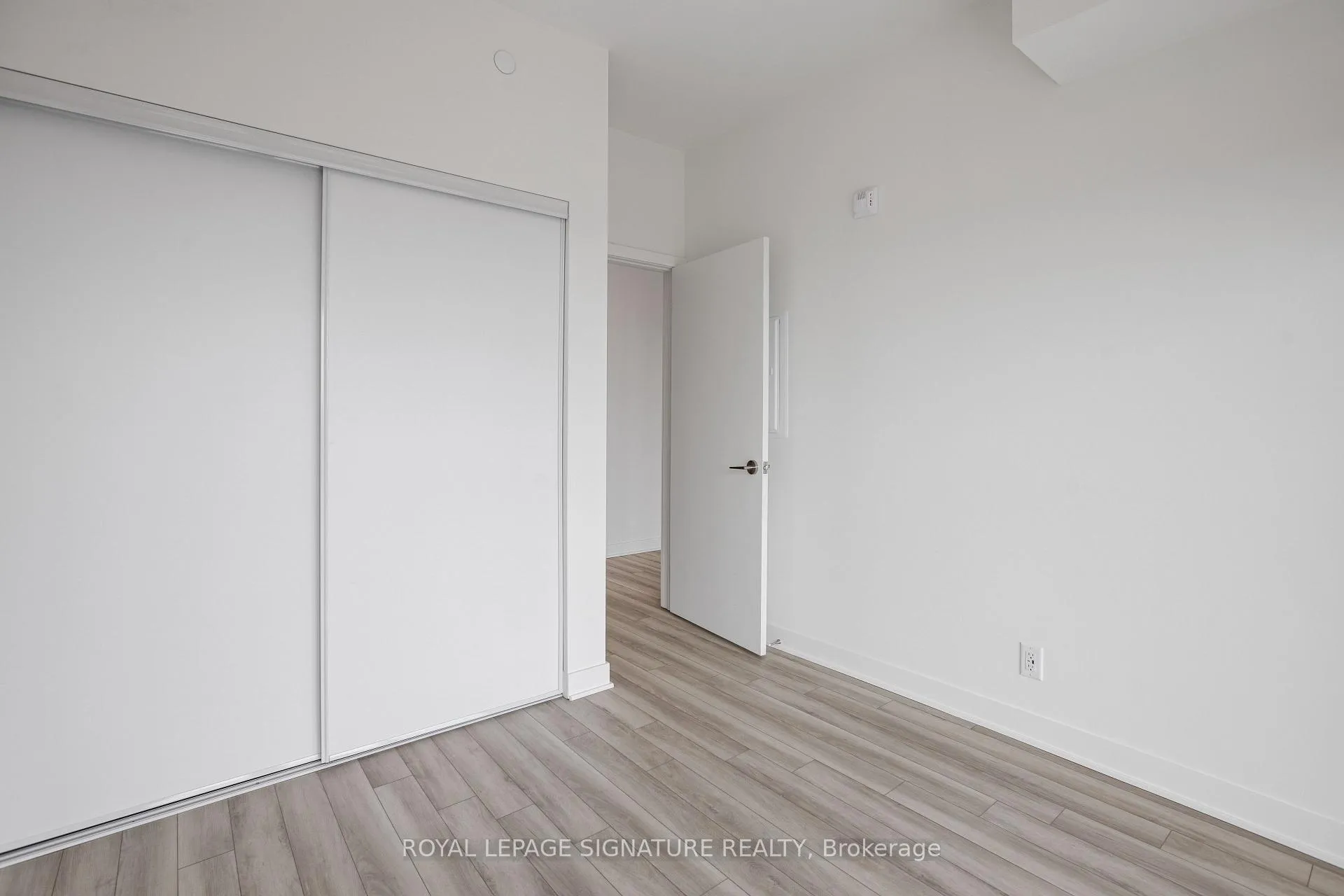 Photo 19 of Unit 703, 51 Clarington Boulevard, Clarington, Bowmanville — HOMEH