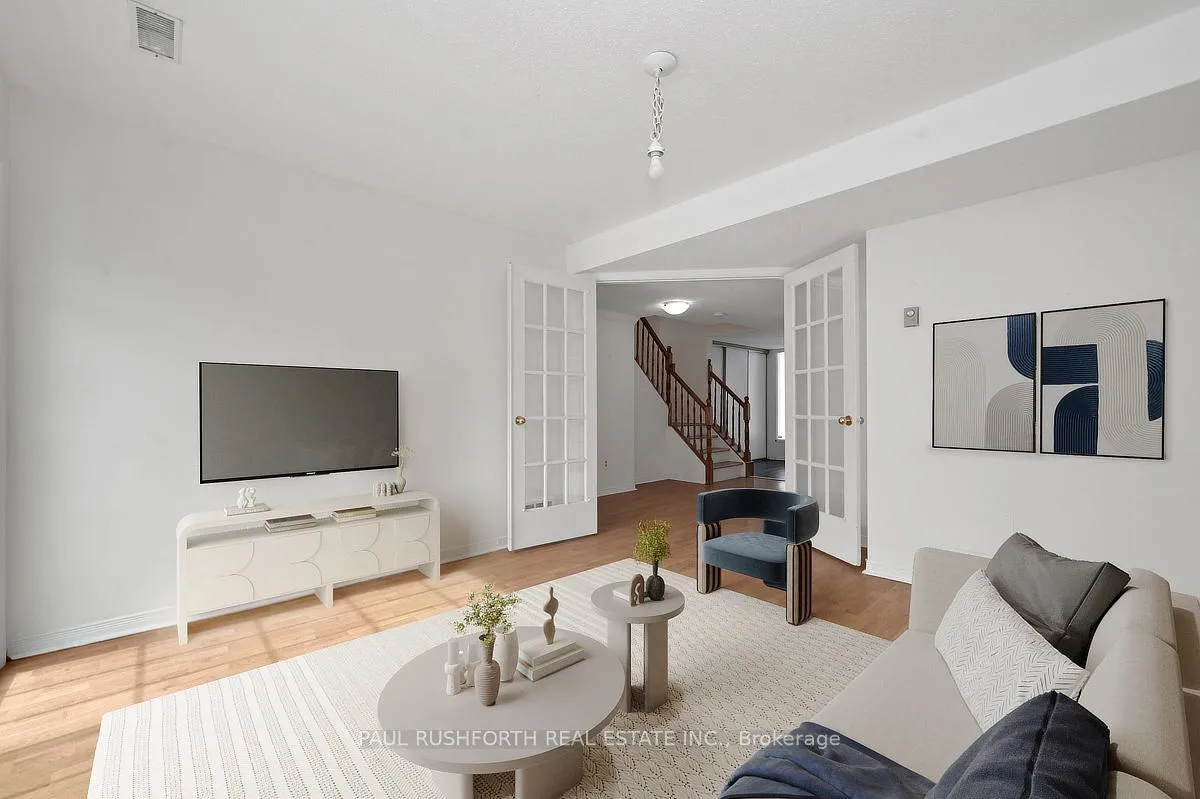 Photo 6 of 6138 Heritage Park Crescent, Ottawa, Chapel Hill — HOMEH