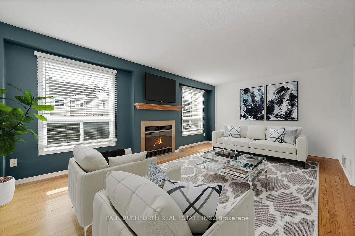 Photo 10 of 6138 Heritage Park Crescent, Ottawa, Chapel Hill — HOMEH