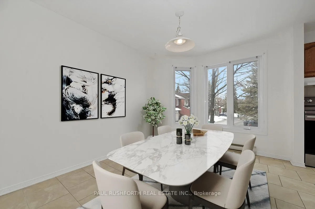 Photo 19 of 6138 Heritage Park Crescent, Ottawa, Chapel Hill — HOMEH