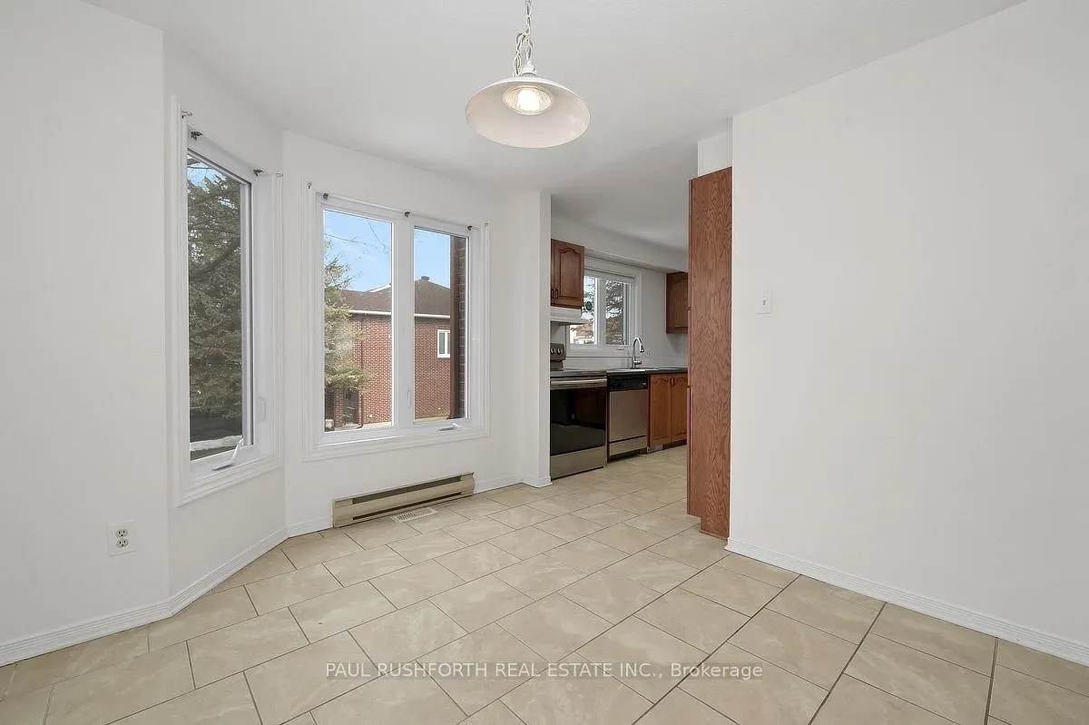 Photo 20 of 6138 Heritage Park Crescent, Ottawa, Chapel Hill — HOMEH