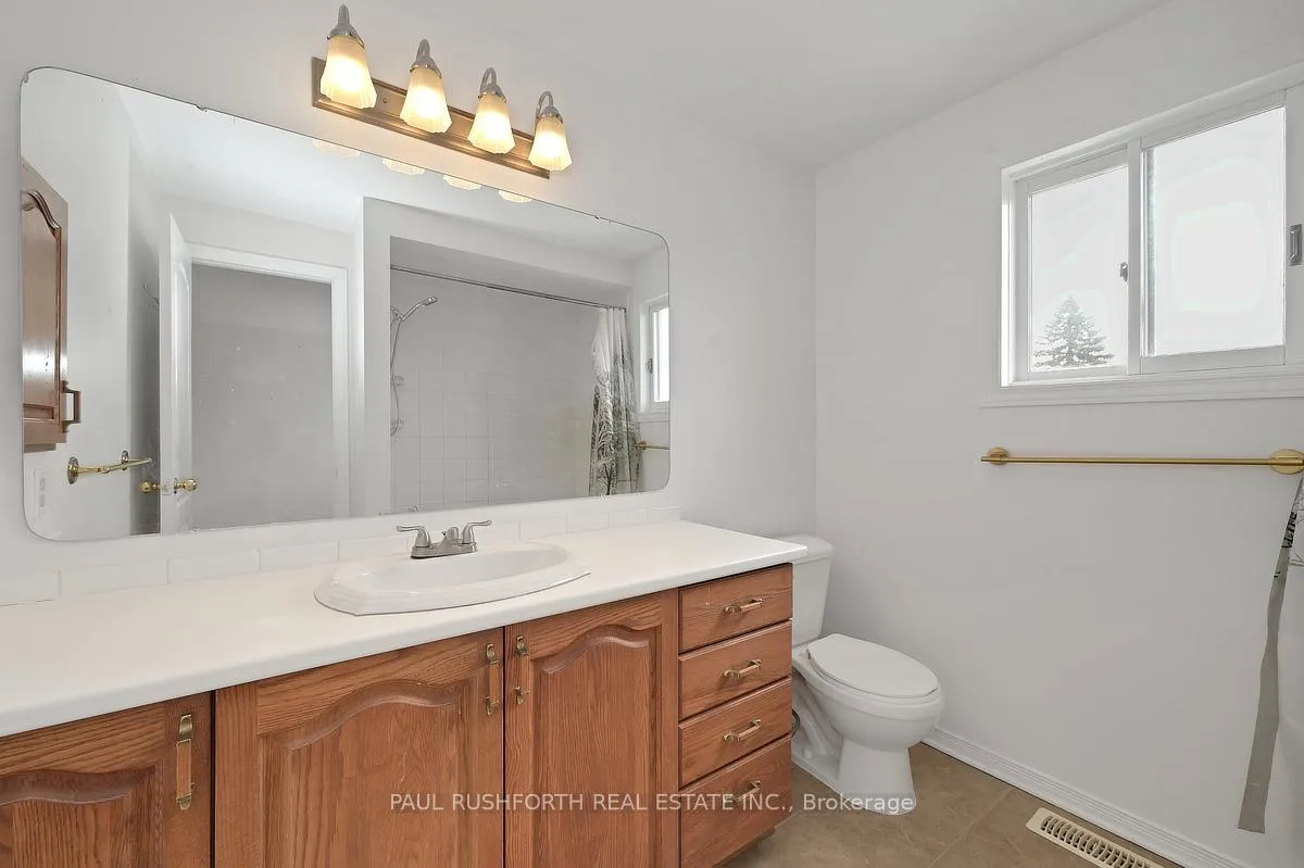 Photo 29 of 6138 Heritage Park Crescent, Ottawa, Chapel Hill — HOMEH