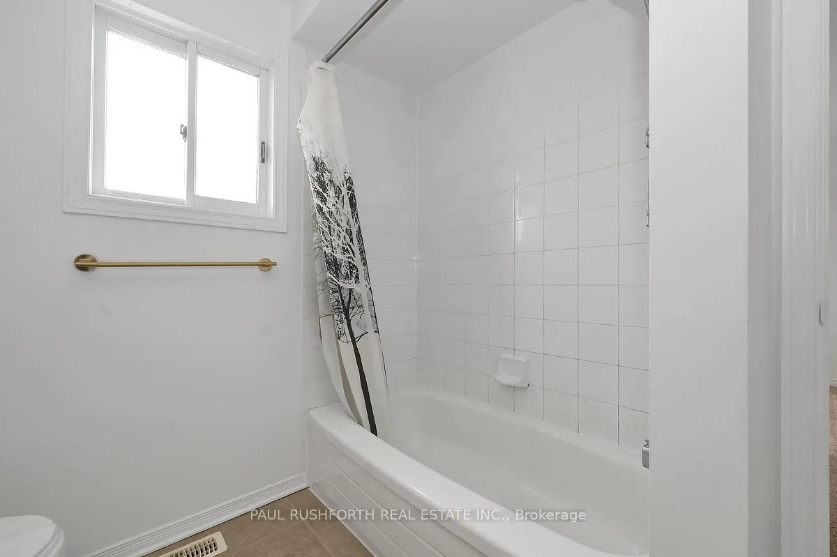 Photo 30 of 6138 Heritage Park Crescent, Ottawa, Chapel Hill — HOMEH