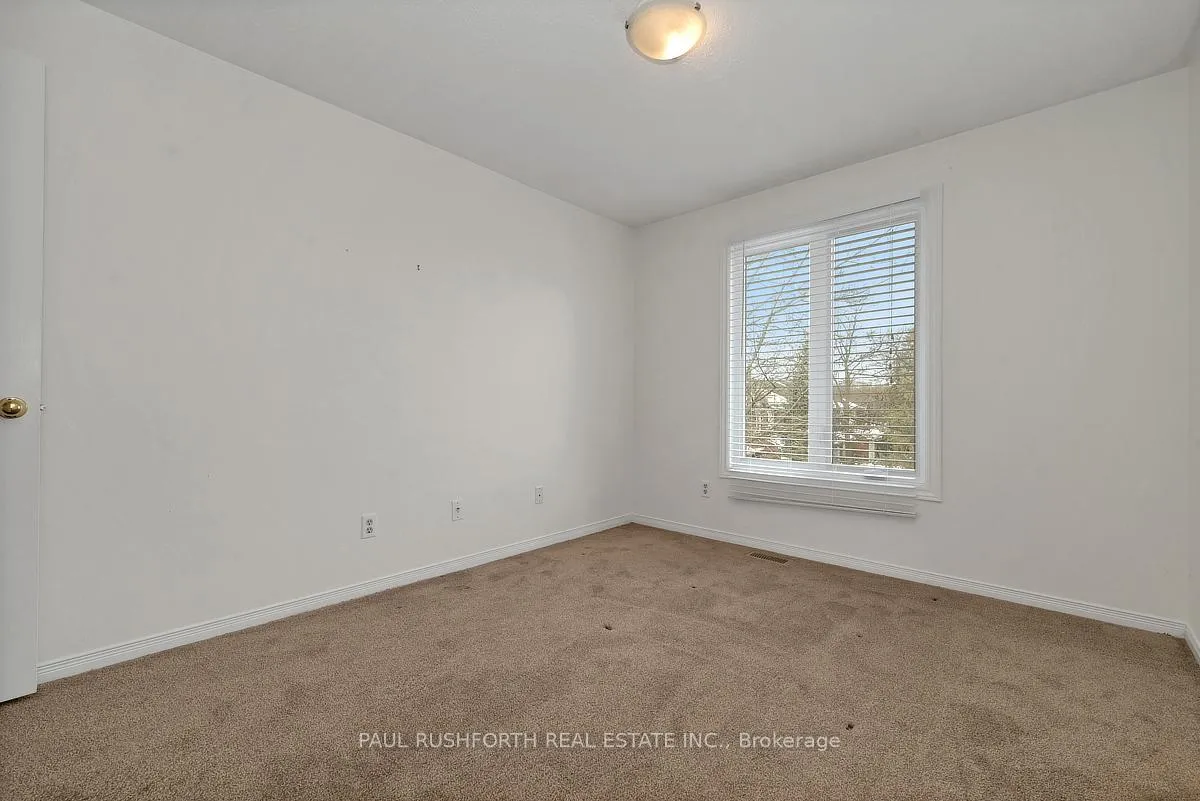 Photo 37 of 6138 Heritage Park Crescent, Ottawa, Chapel Hill — HOMEH