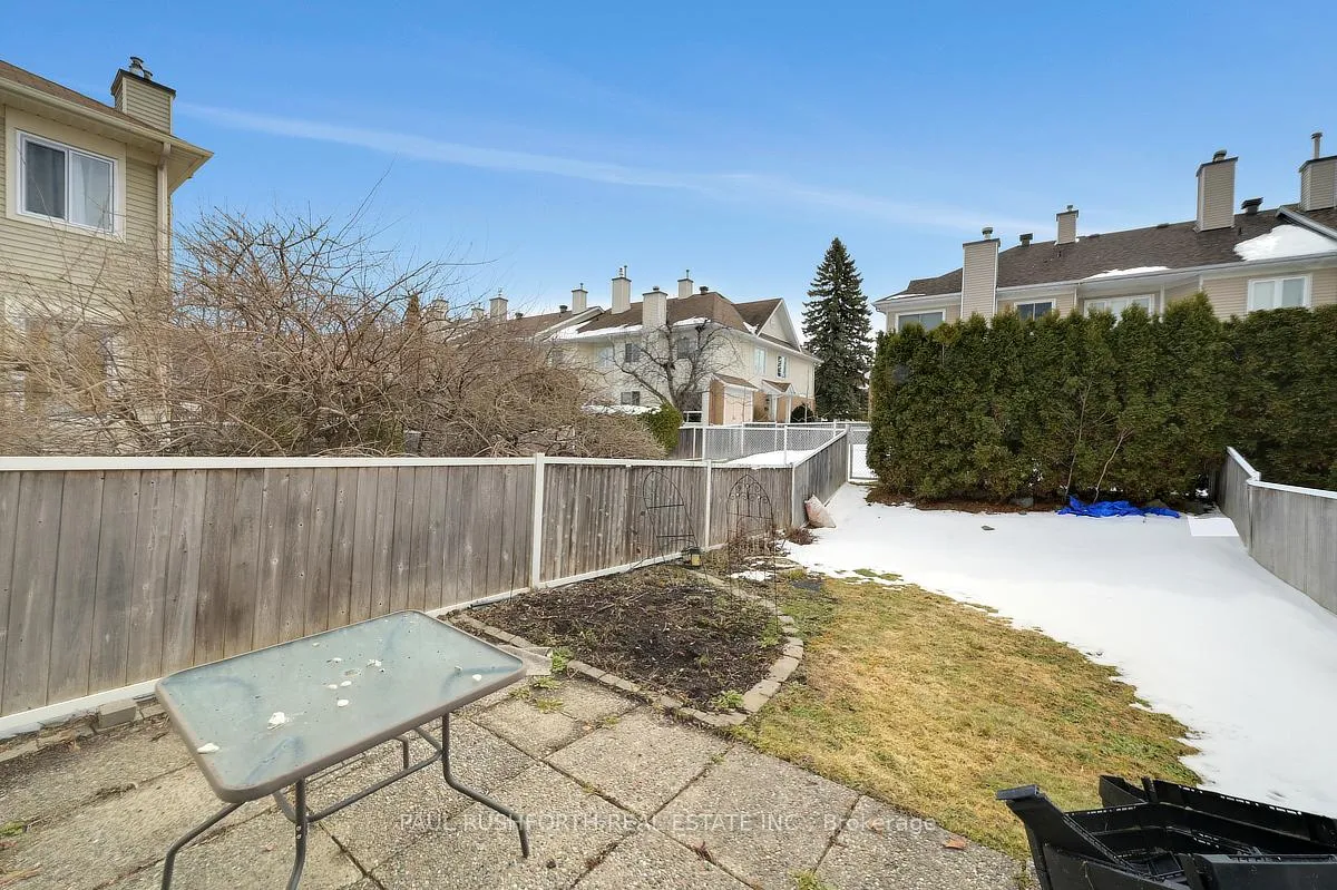 Photo 42 of 6138 Heritage Park Crescent, Ottawa, Chapel Hill — HOMEH
